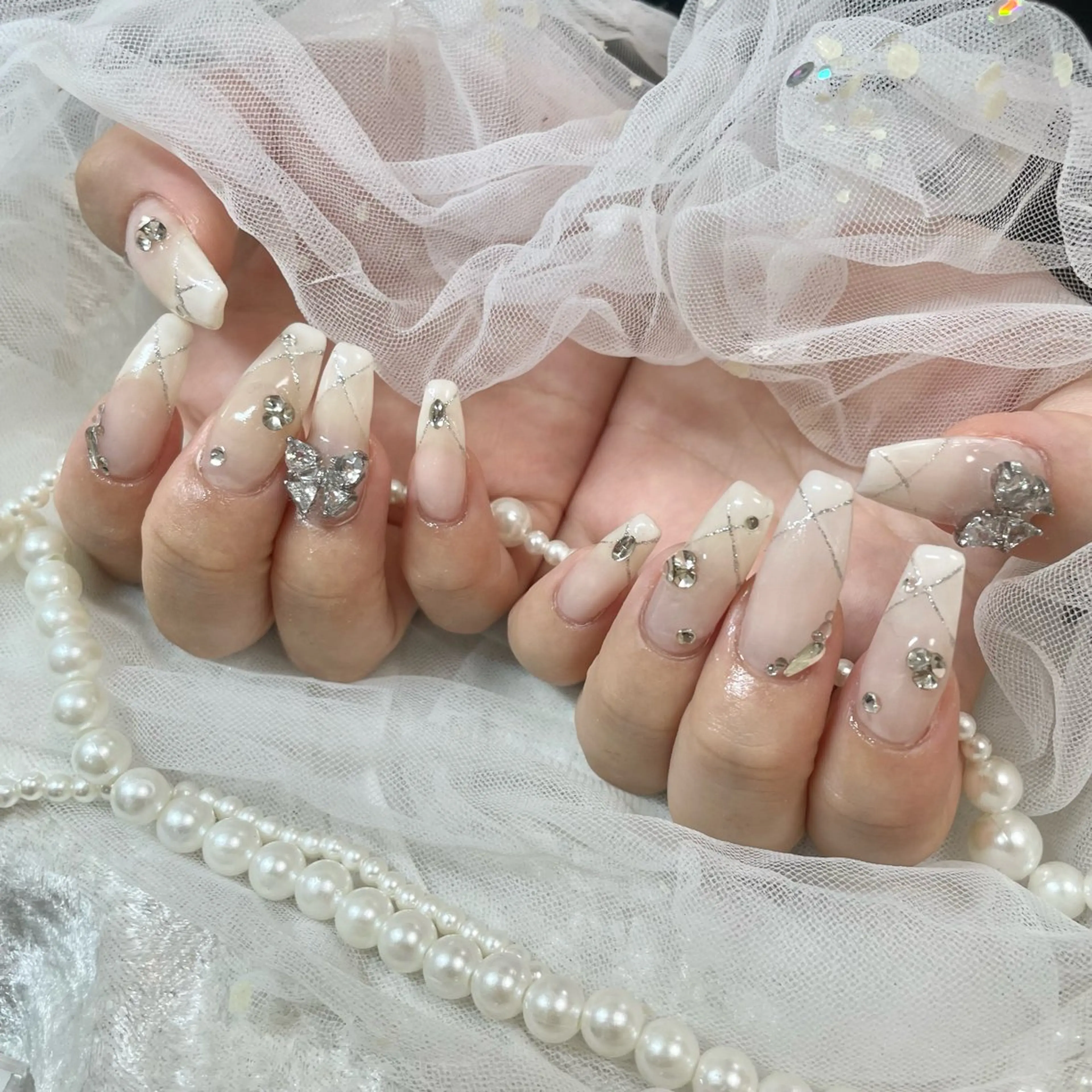 ネイル フレンチネイル ガーリー 韓国ネイル 春ネイル ワンホンネイル ハンドネイル 🎀AYAKO 🎀中韓ネイルのネイルデザイン