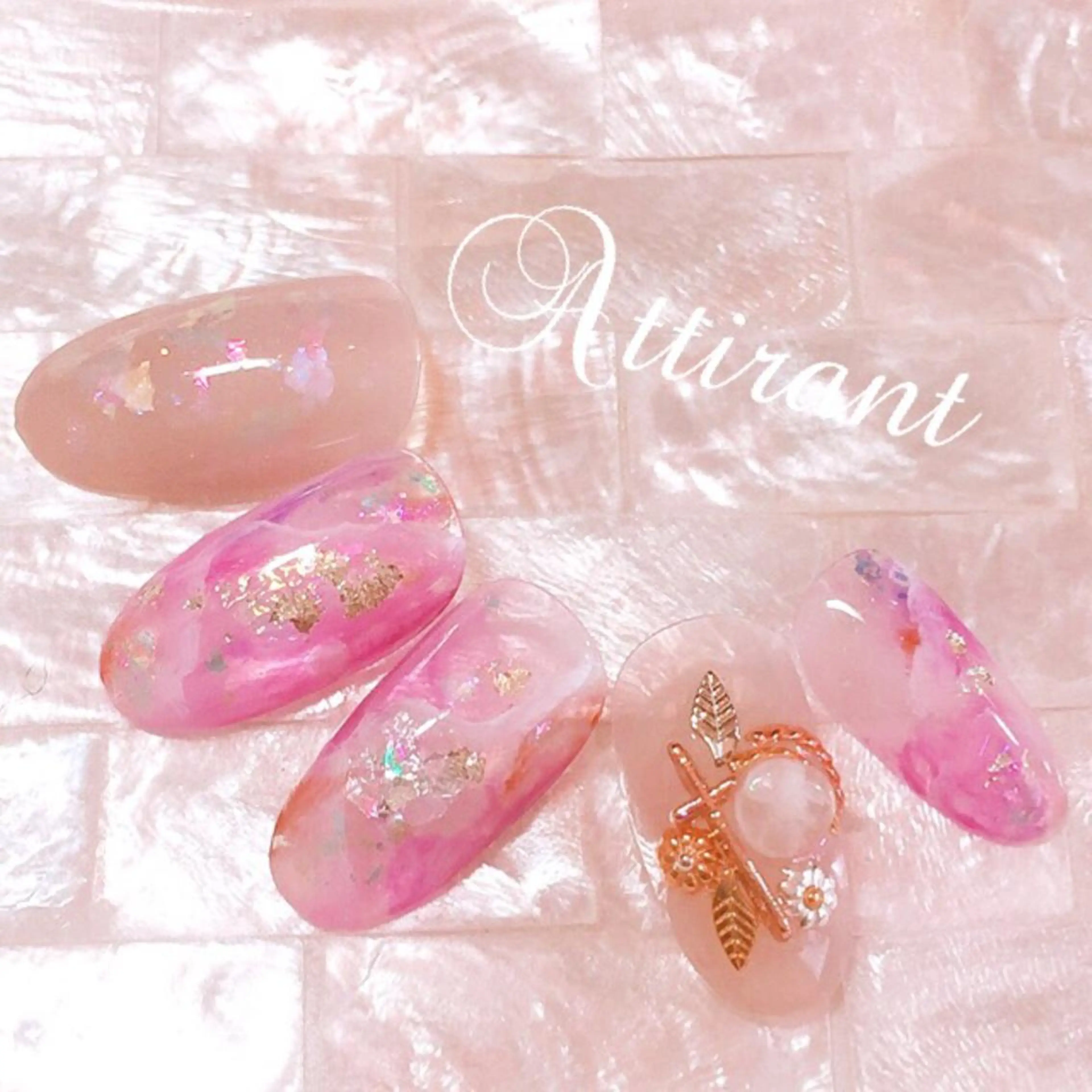 ネイル ハンドネイル ネイルサロン アティロン所属・ネイルサロン アティロンのネイルデザイン