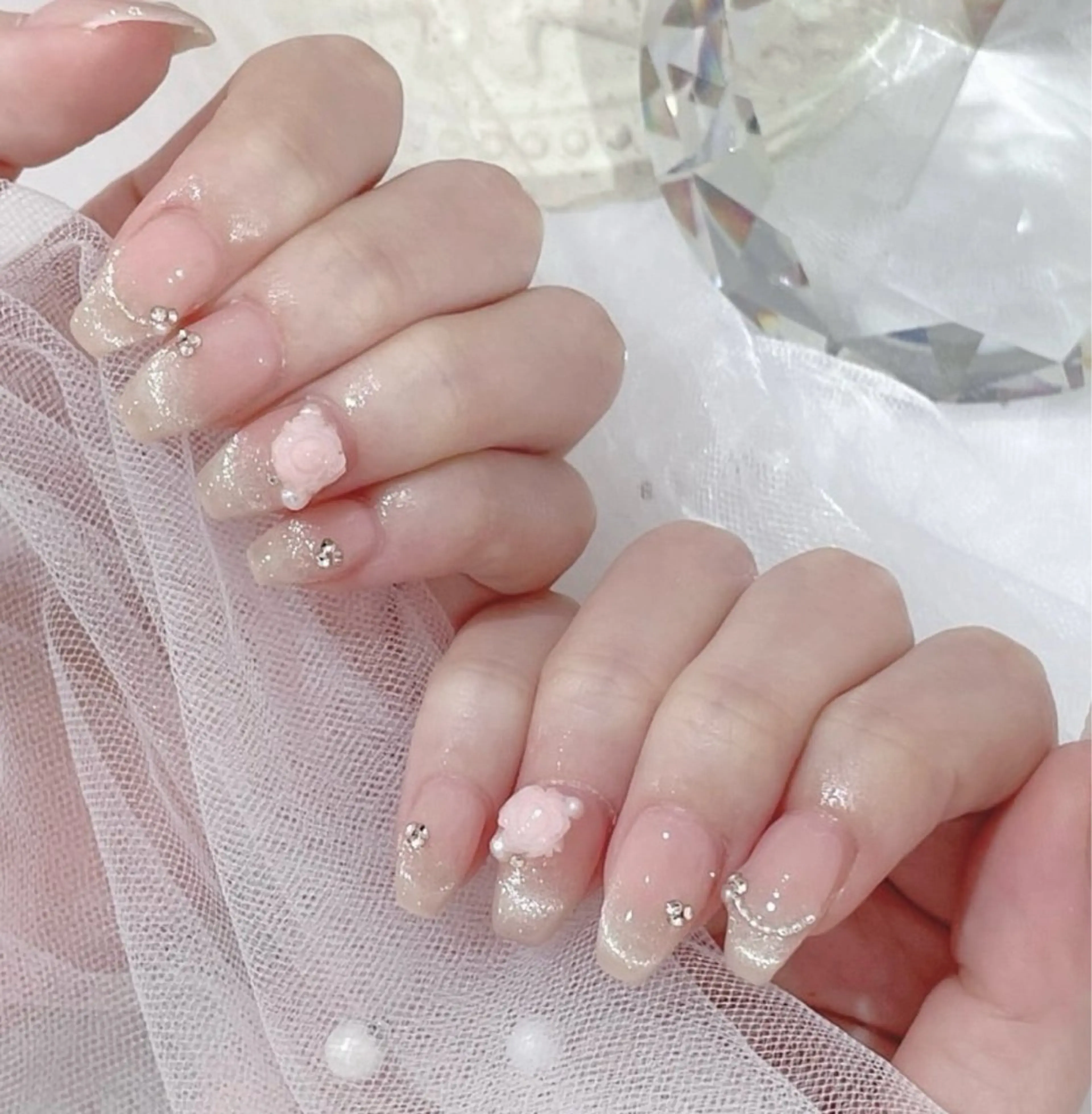 ネイル フレンチネイル グラデーション 韓国ネイル マグネットネイル ミラーネイル yurinail所属・yuri nail 高田馬場のネイルデザイン
