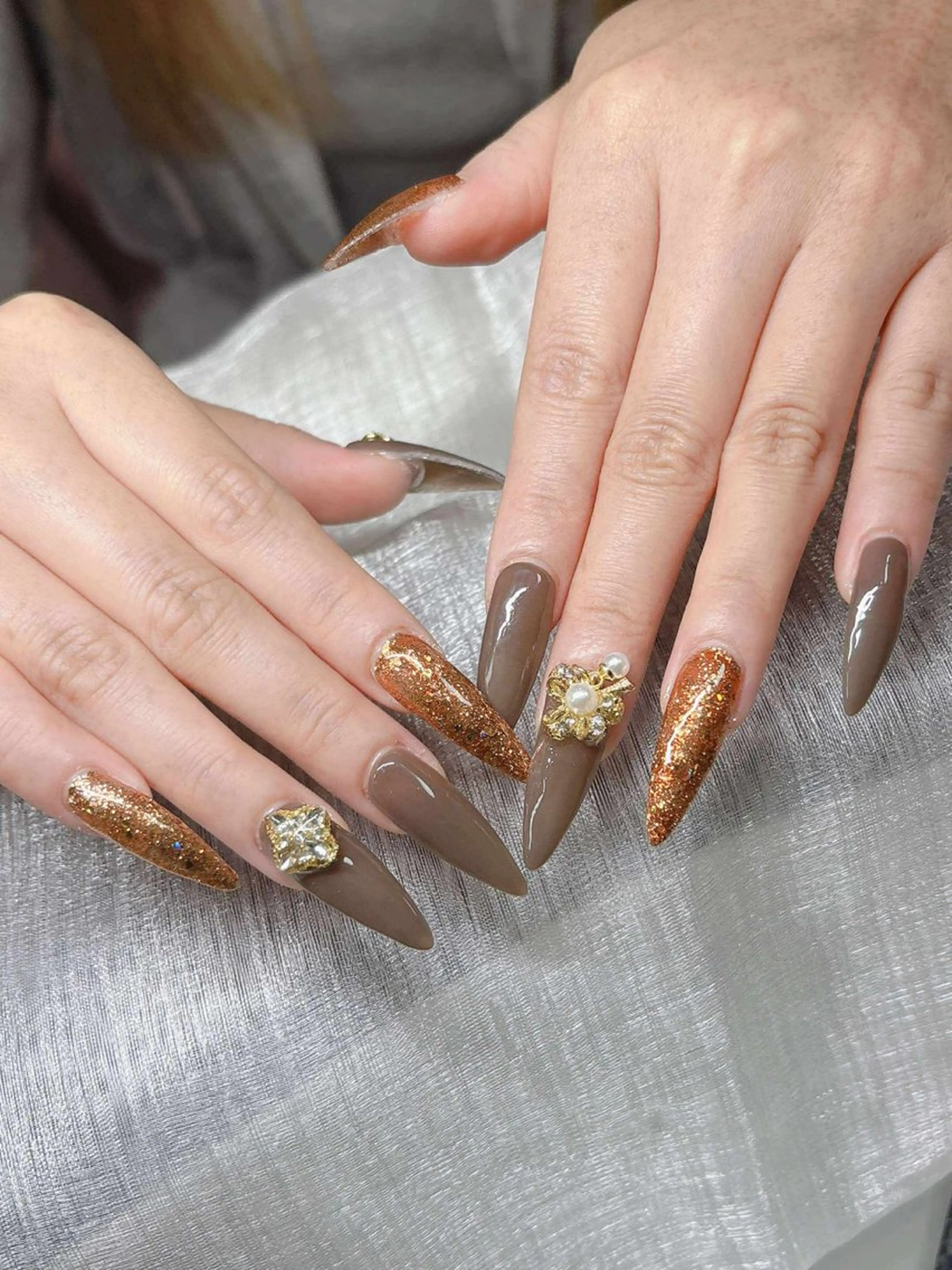 ネイル ハンドネイル Lee Nailsのネイルデザイン