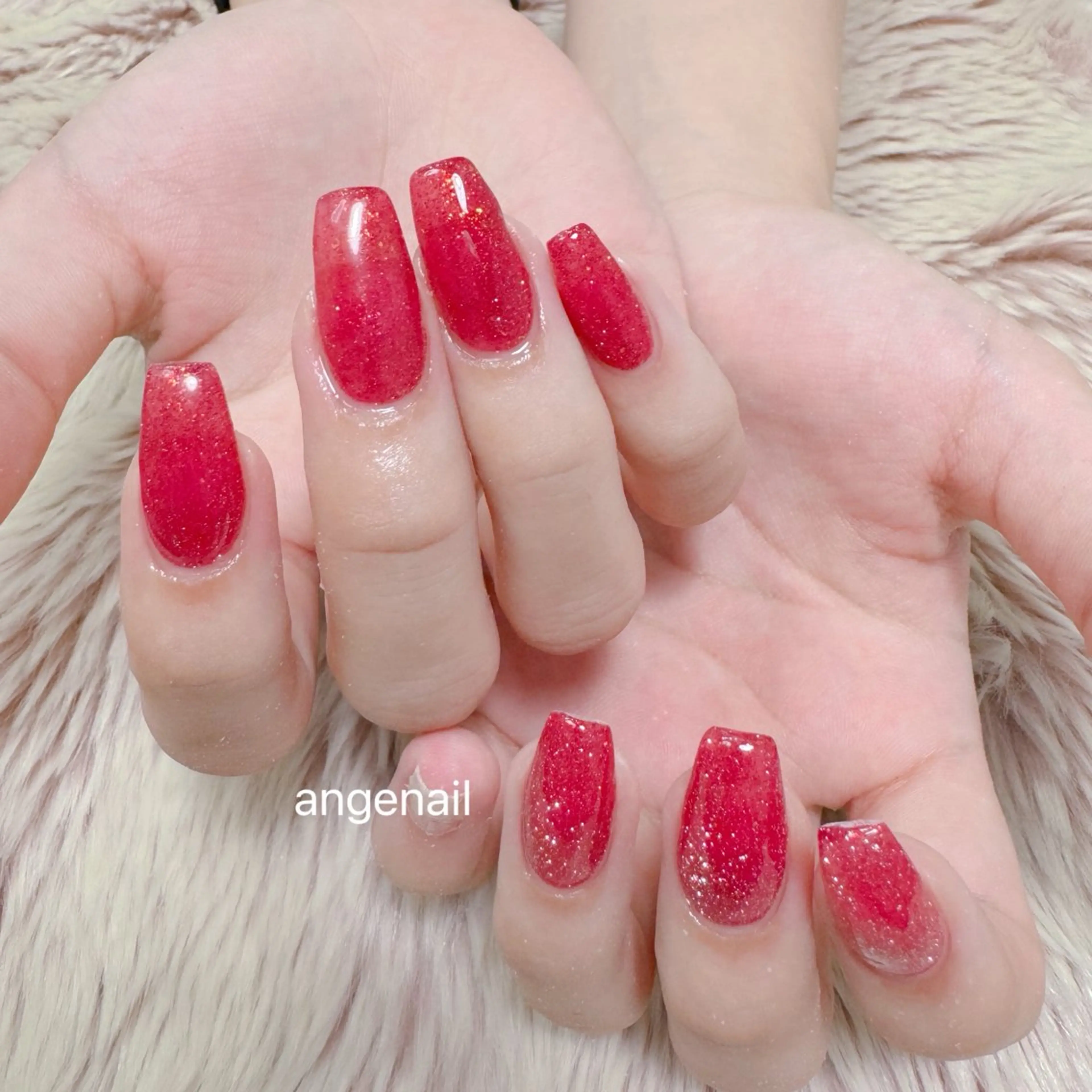 ネイル ハンドネイル オーナーネイリスト MAKIのネイルデザイン