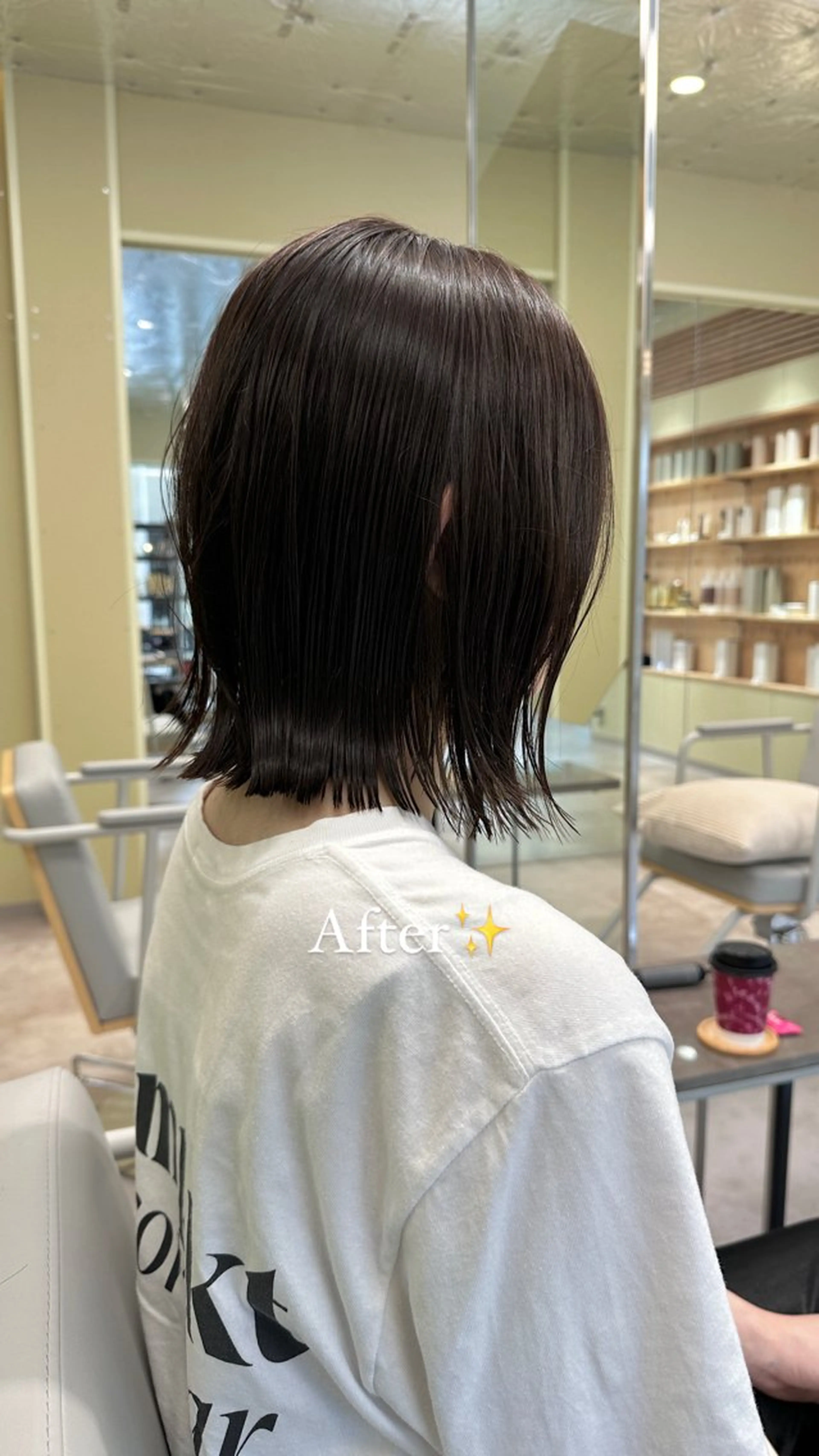 ミディアム ボブ/ぱつっとボブ/ 谷口 海星のヘアスタイル