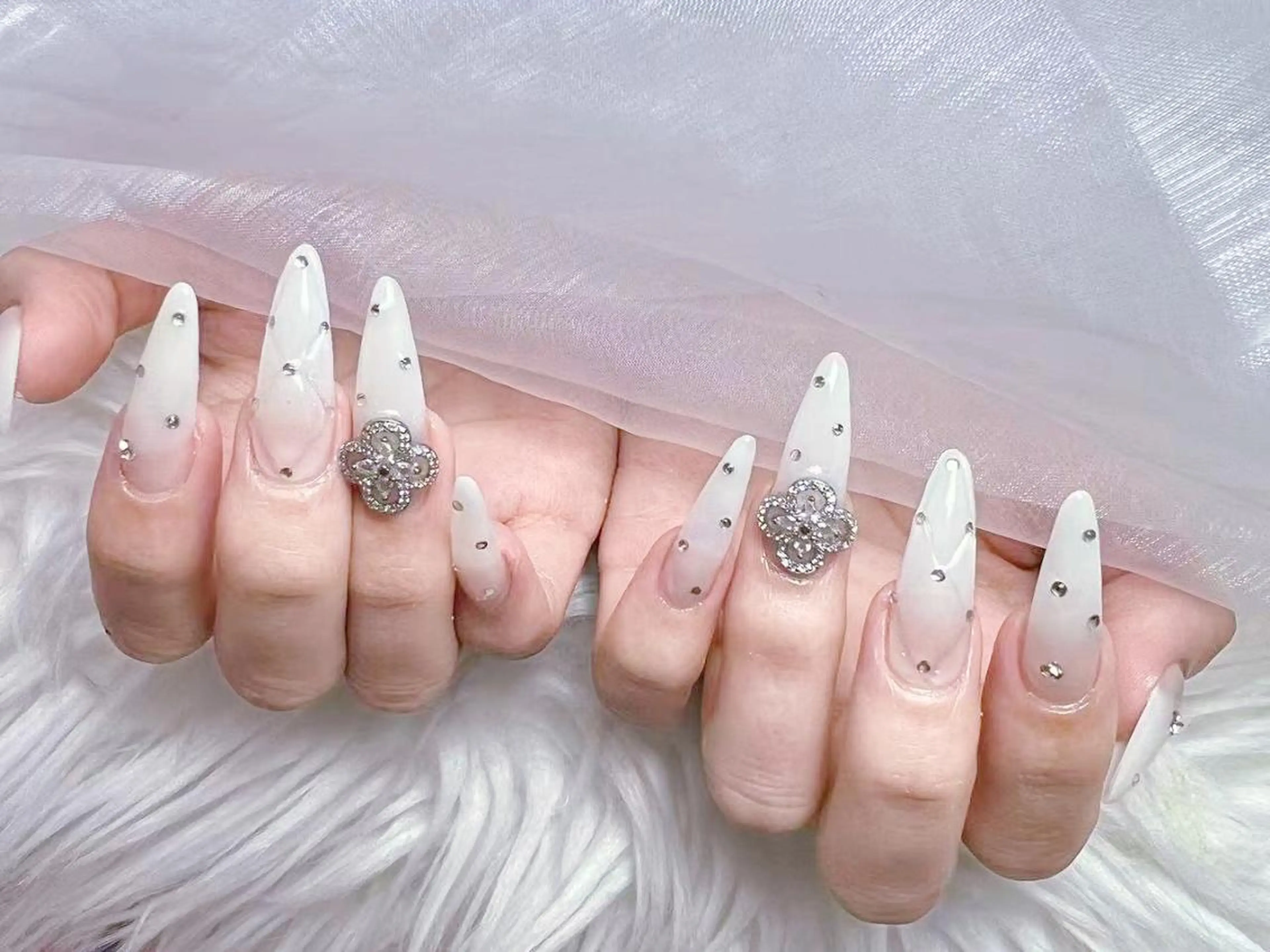 メンズ ネイル アートネイル フレンチネイル ジェルネイル ハート キラキラネイル Bloom kabukiのネイルデザイン