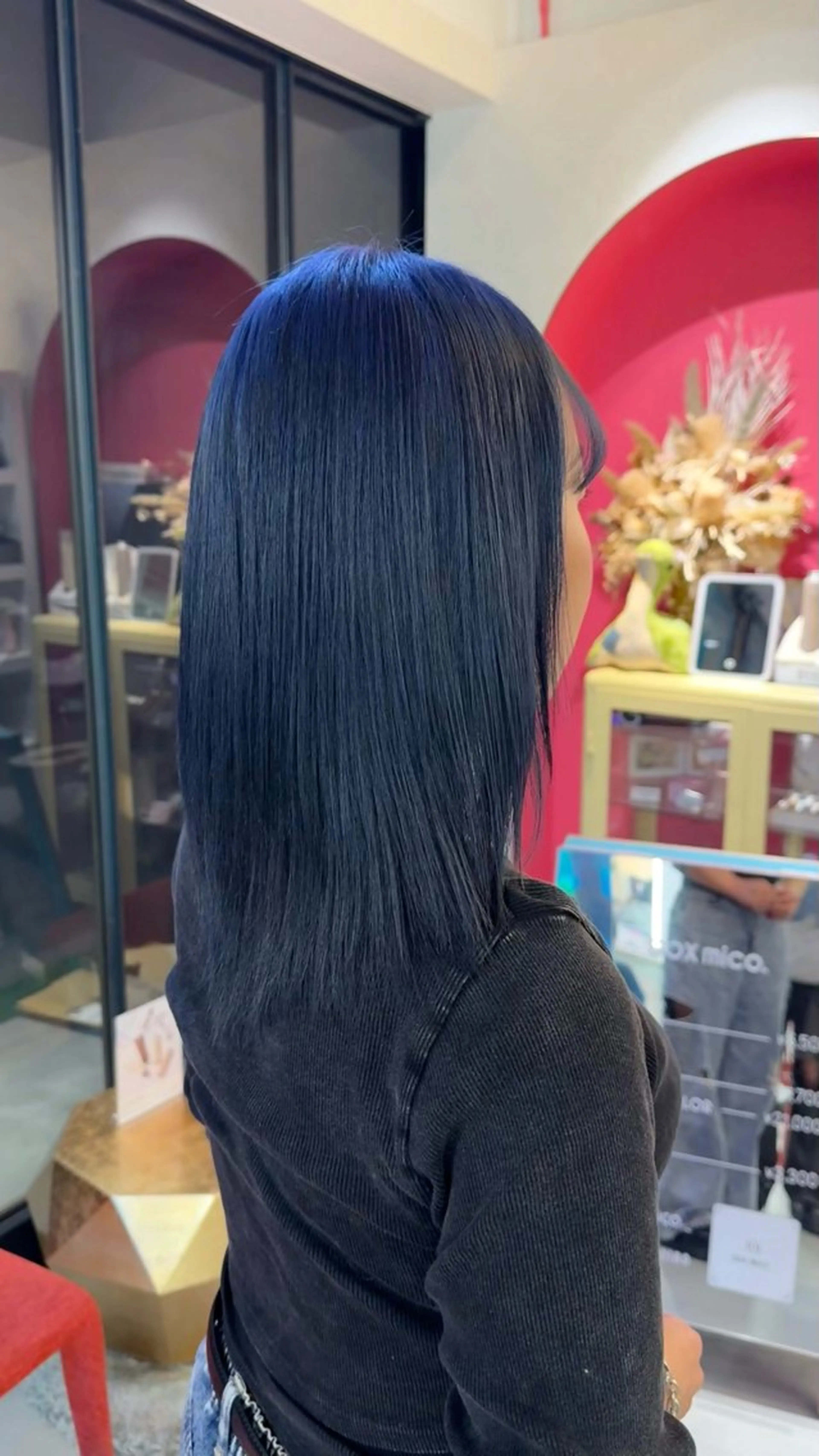 ミディアム カラー ヘアカラー Boxmico. / カカズ コトネのヘアスタイル