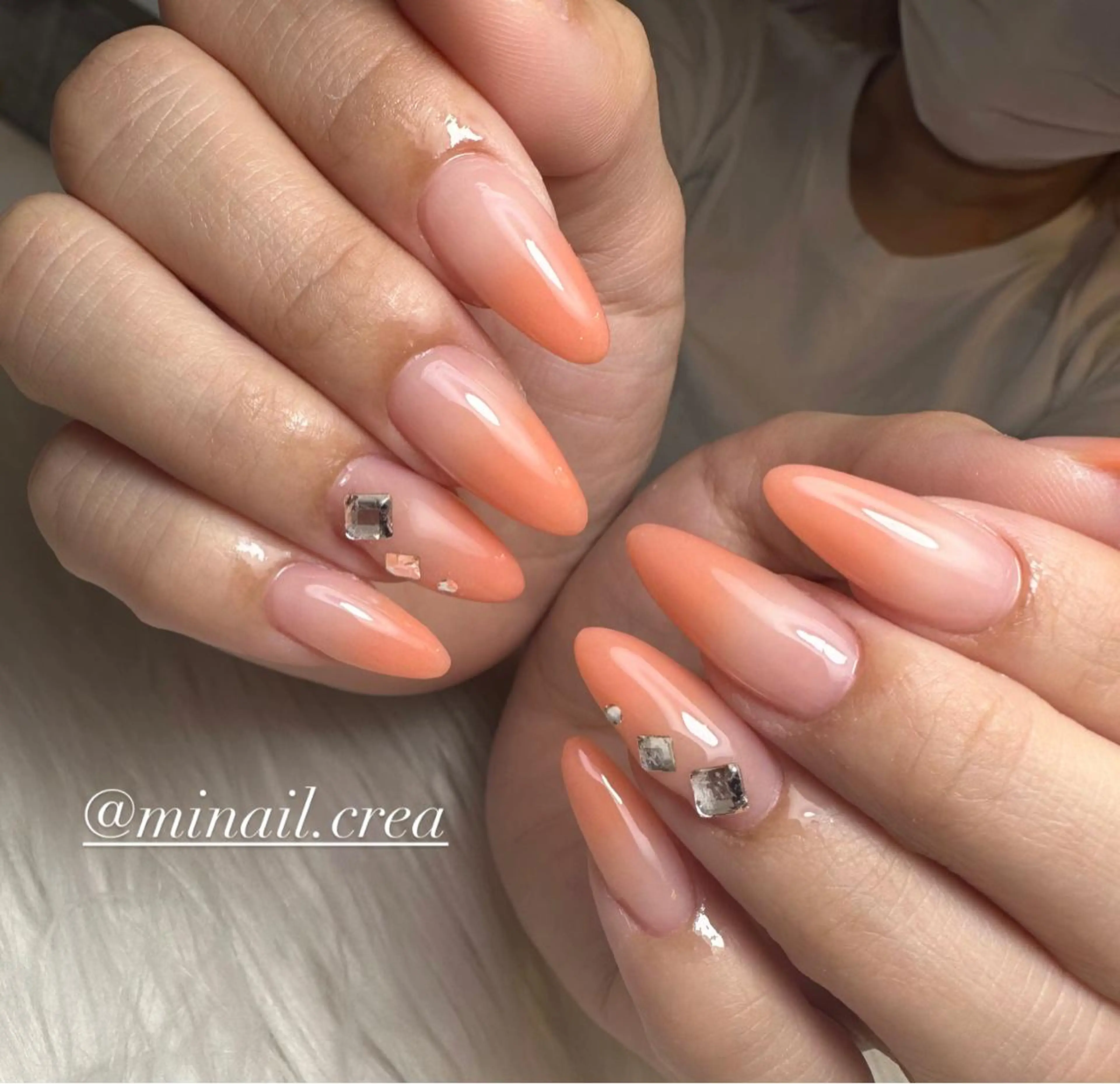 ネイル グラデーション キラキラネイル ロングネイル スカルプネイル 夏ネイル CRéA　-private nailsalon-所属・CReA nailのネイルデザイン