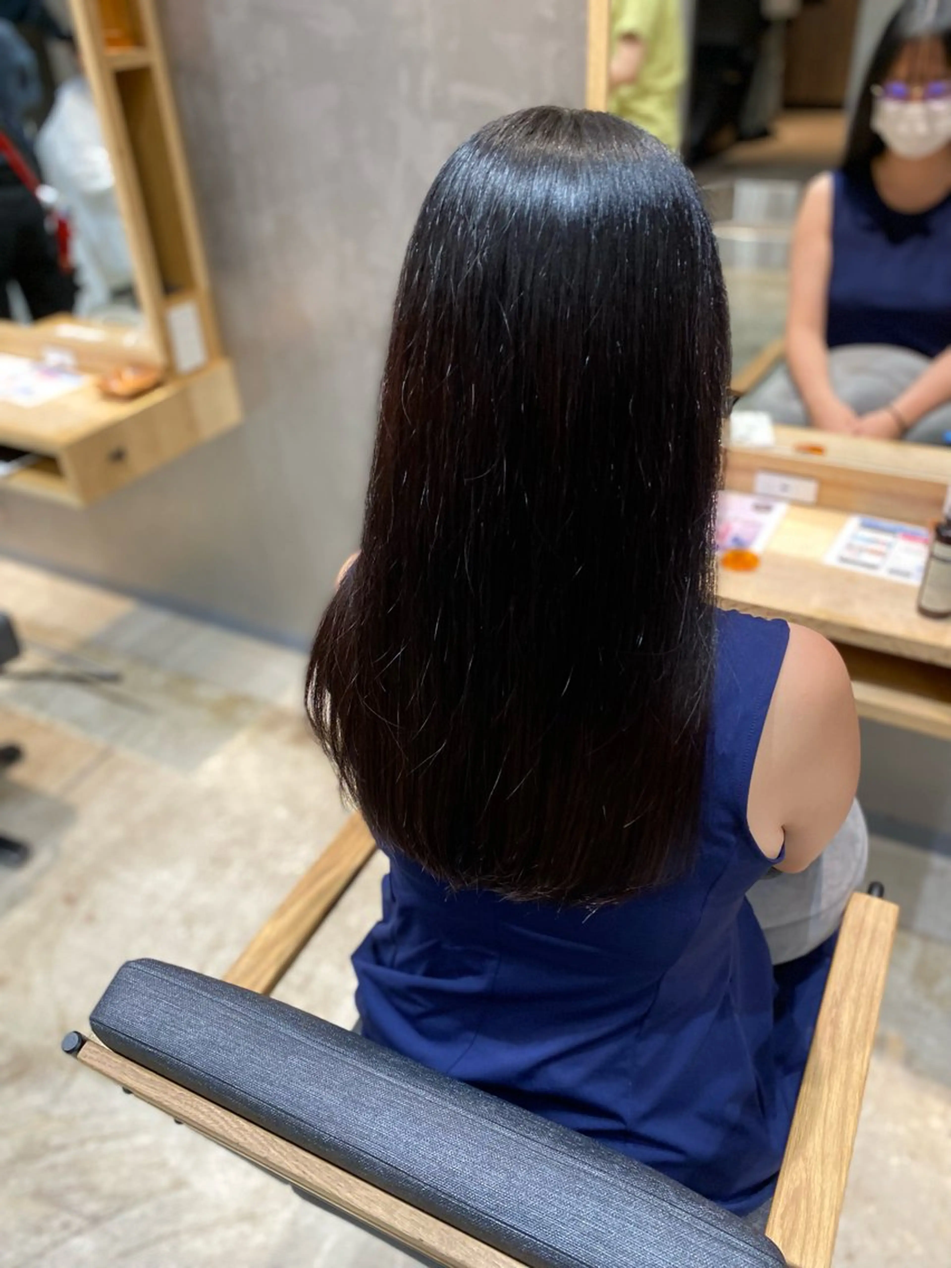 ミディアム トリートメント 稲田 ことみのヘアスタイル