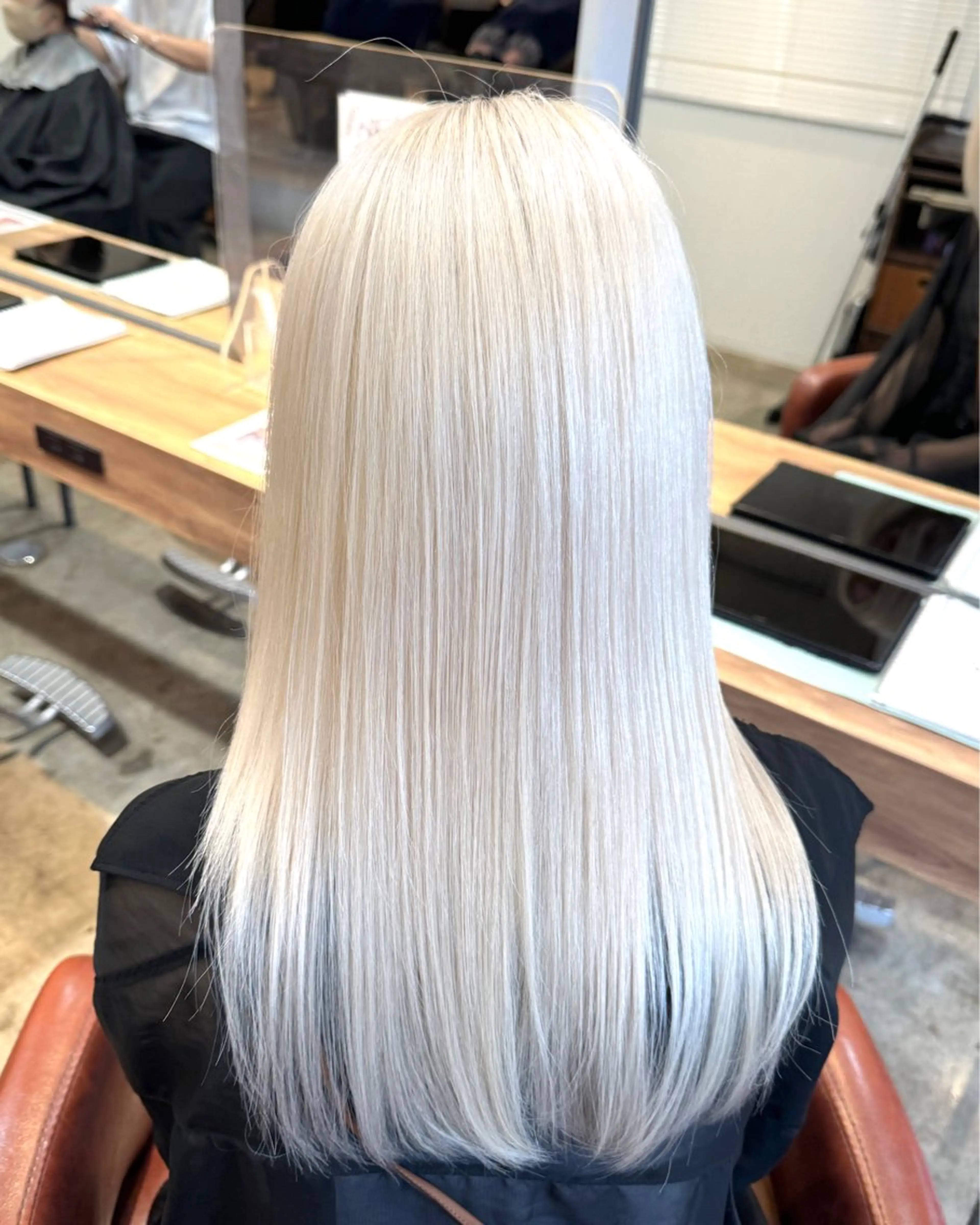 ケアブリーチ×2＋カラーの写真