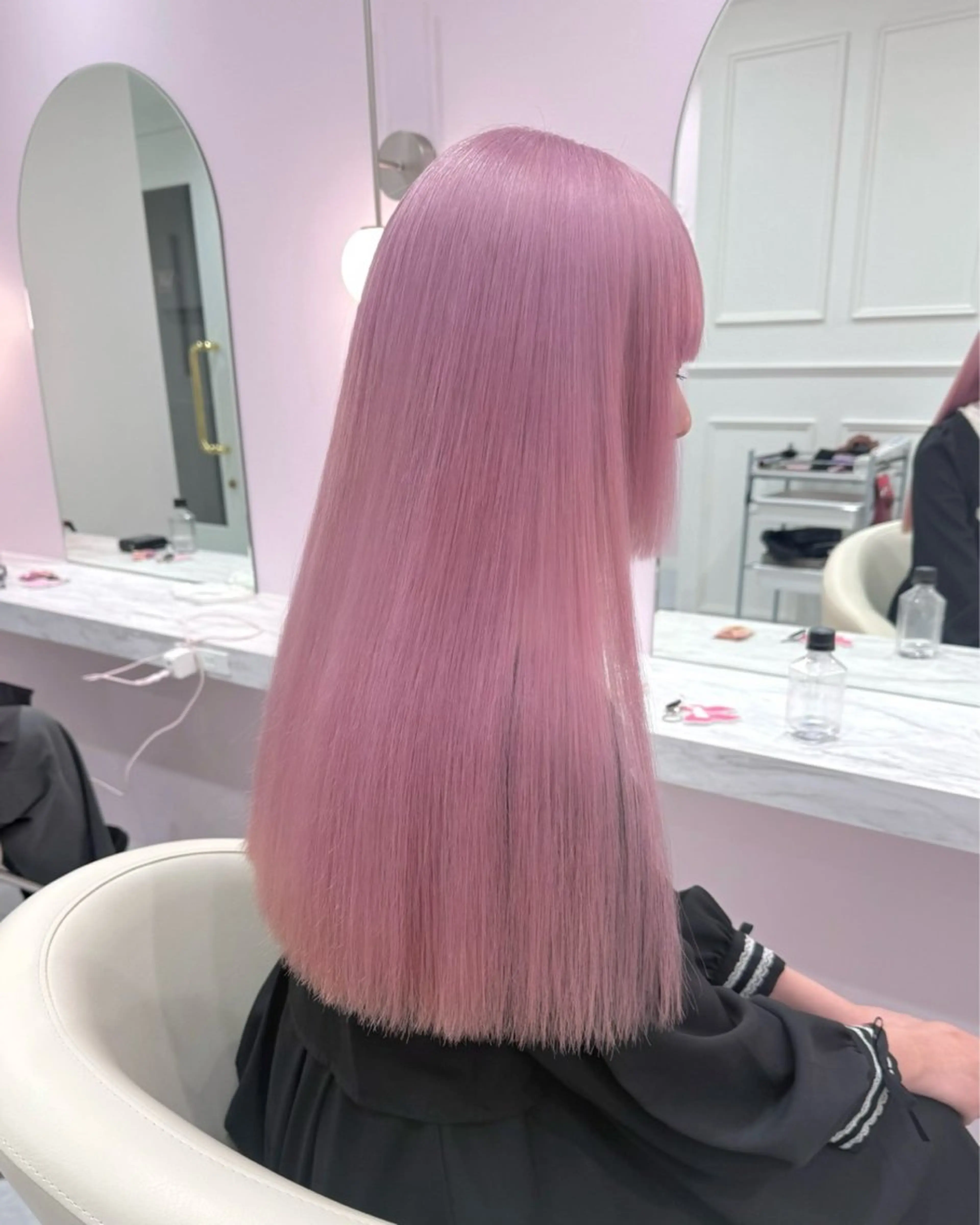 ロング カラー ブリーチ 透明感カラー ハイトーンカラー ラベンダーカラー ラベンダーピンク ヘアカラー ハイトーンカラー💞 くるみ🎀のヘアスタイル