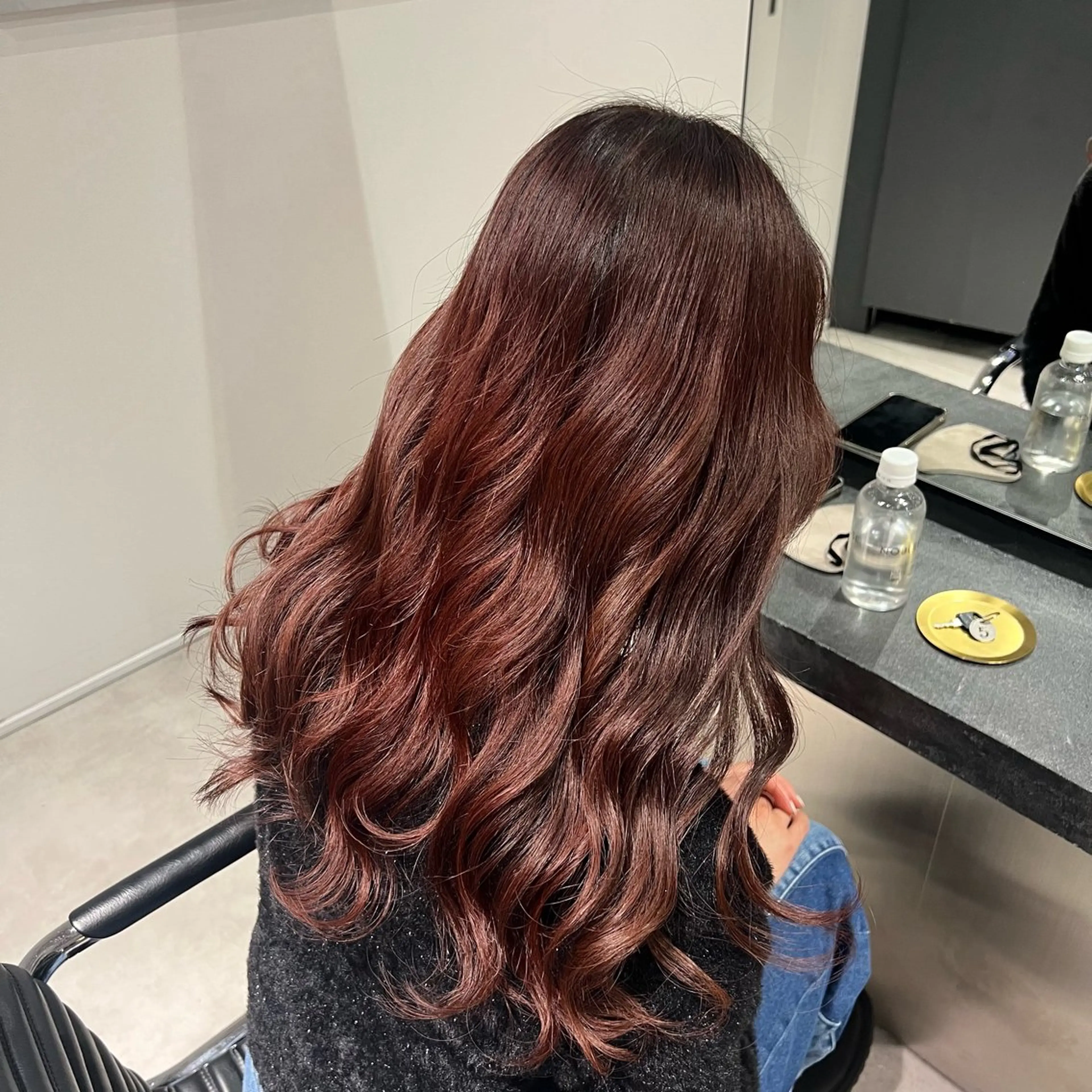 ロング カット ヘアカラー あおい/透明感 /ハイトーンのヘアスタイル