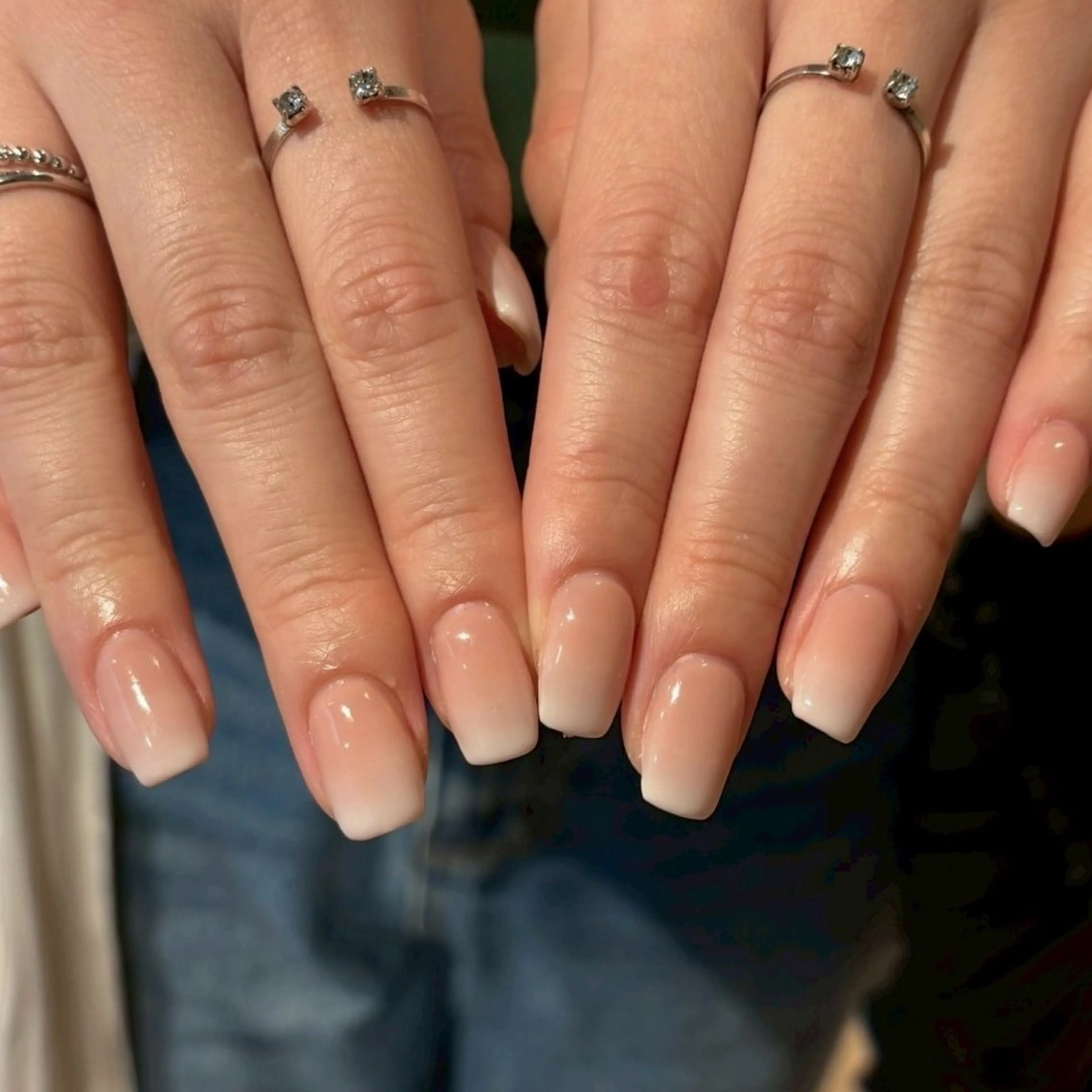 ネイル ジェルネイル グラデーション オフィスネイル パラジェル シンプルネイル ハンドネイル Bianca名駅店 安田のネイルデザイン