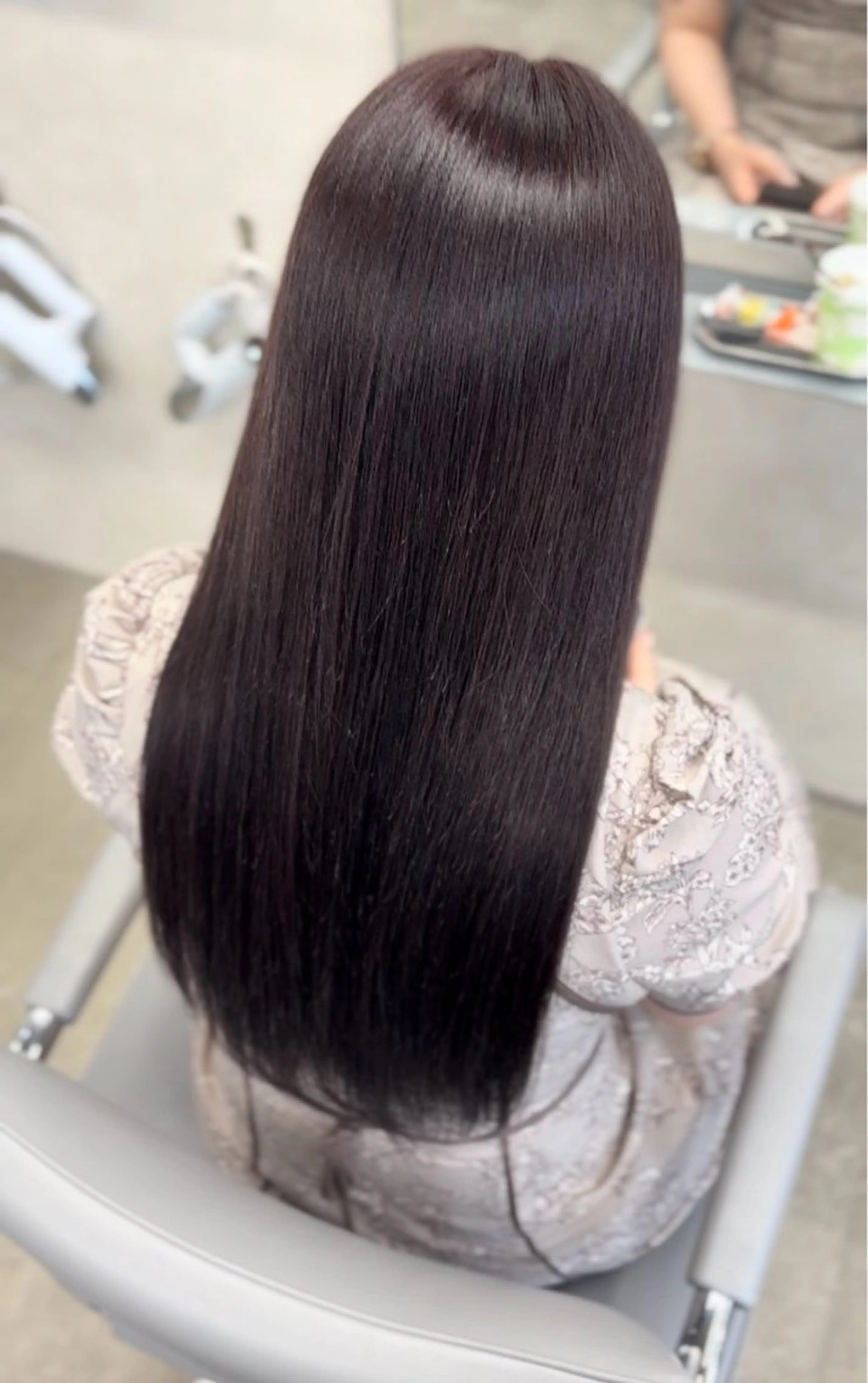 ロング 縮毛矯正 トリートメント 谷 ほのかのヘアスタイル