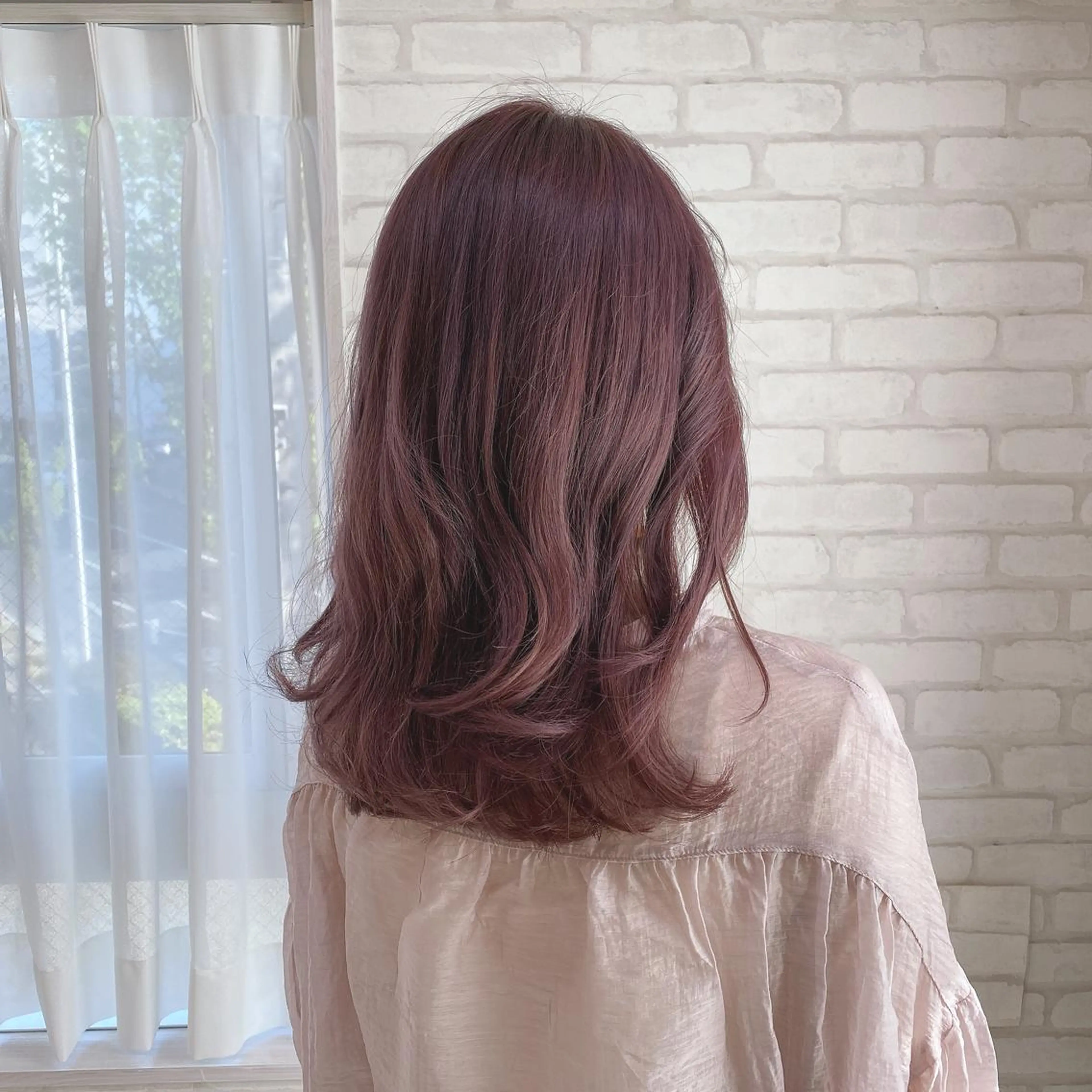 セミロング カラー abilita AZUSAのヘアスタイル