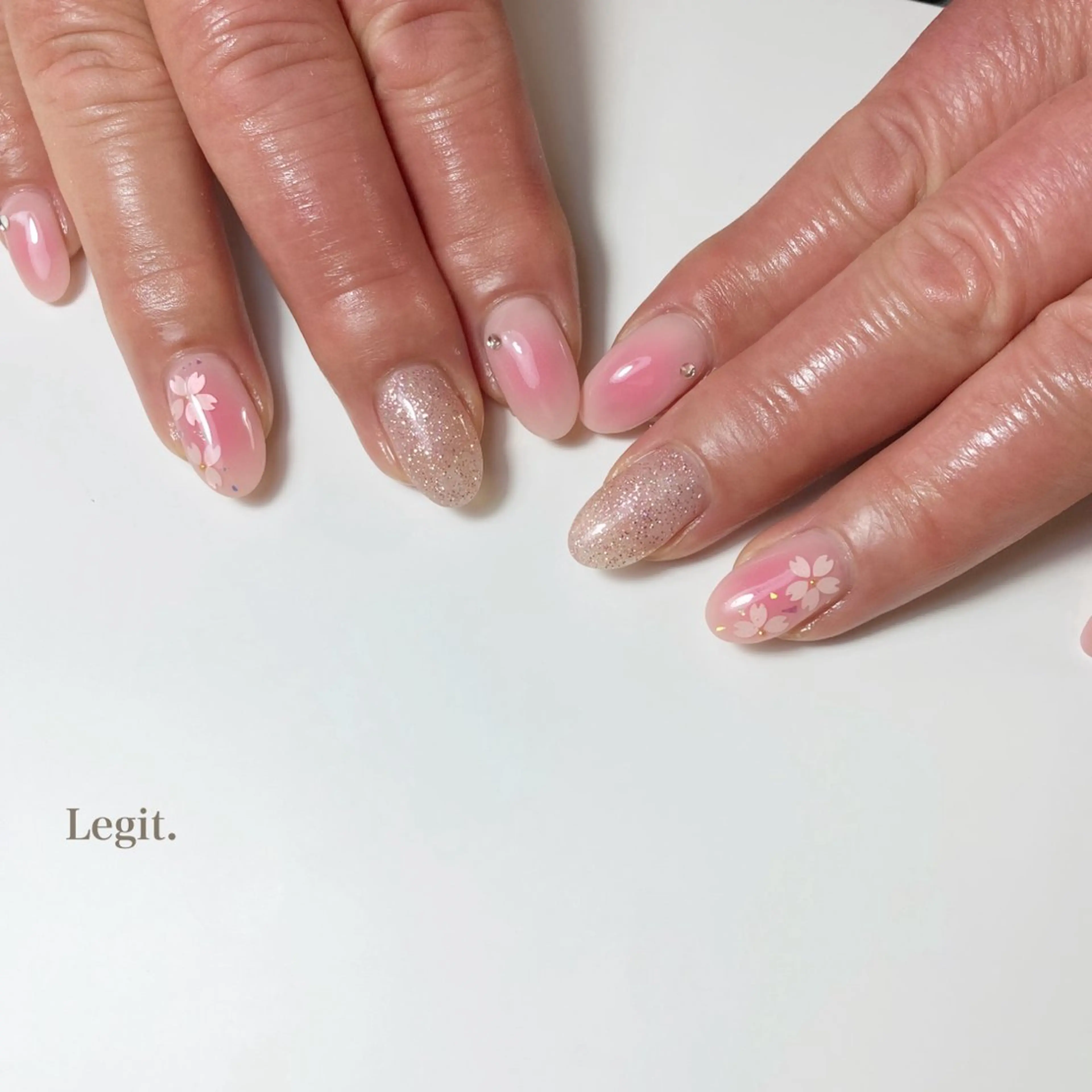 ネイル Legit nail salonのネイルデザイン