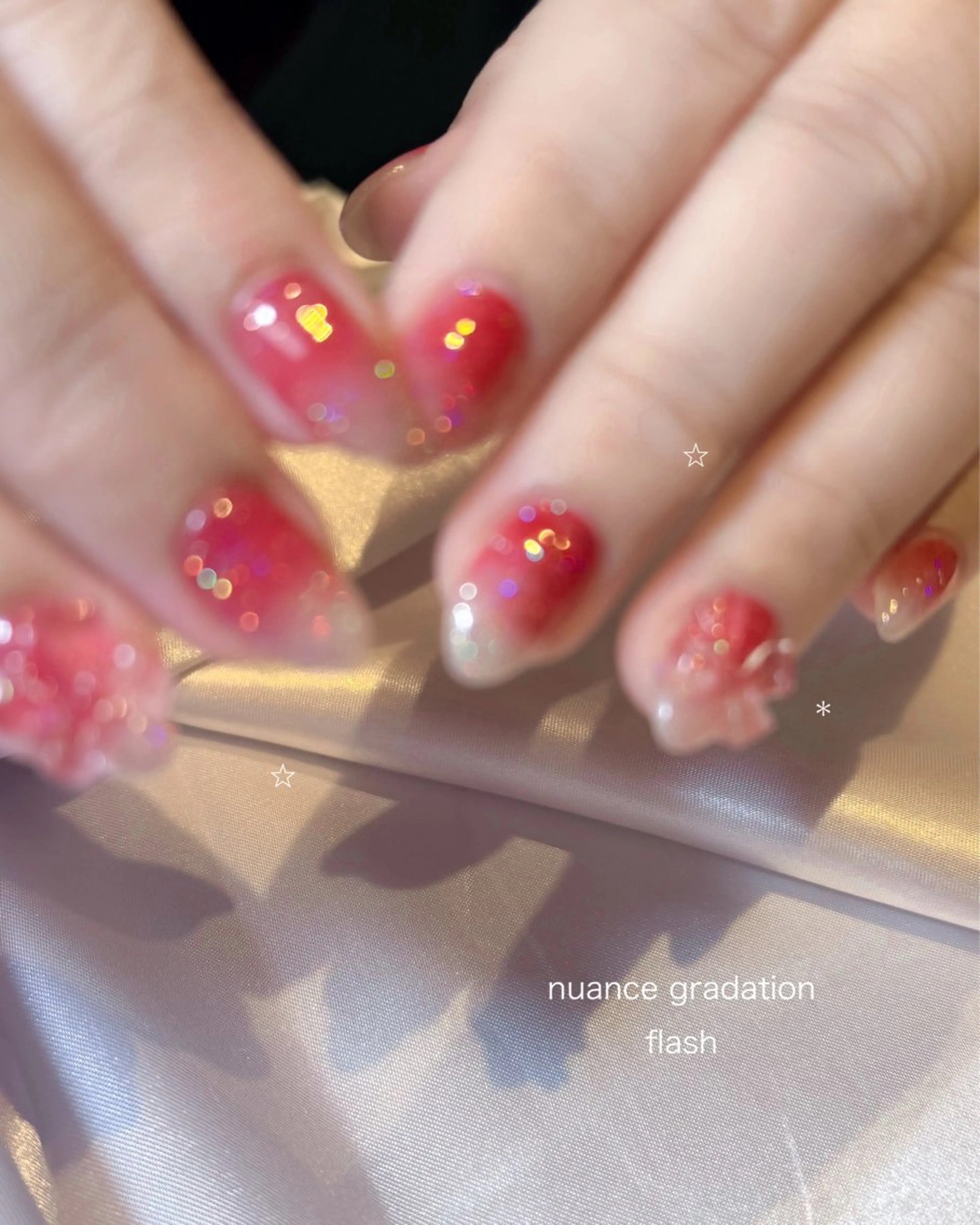 ネイル クリアネイル フラッシュネイル グラデーション キラキラネイル パラジェルプレミアムサロン　SINCE所属・HONAMI パラジェル専門店のネイルデザイン
