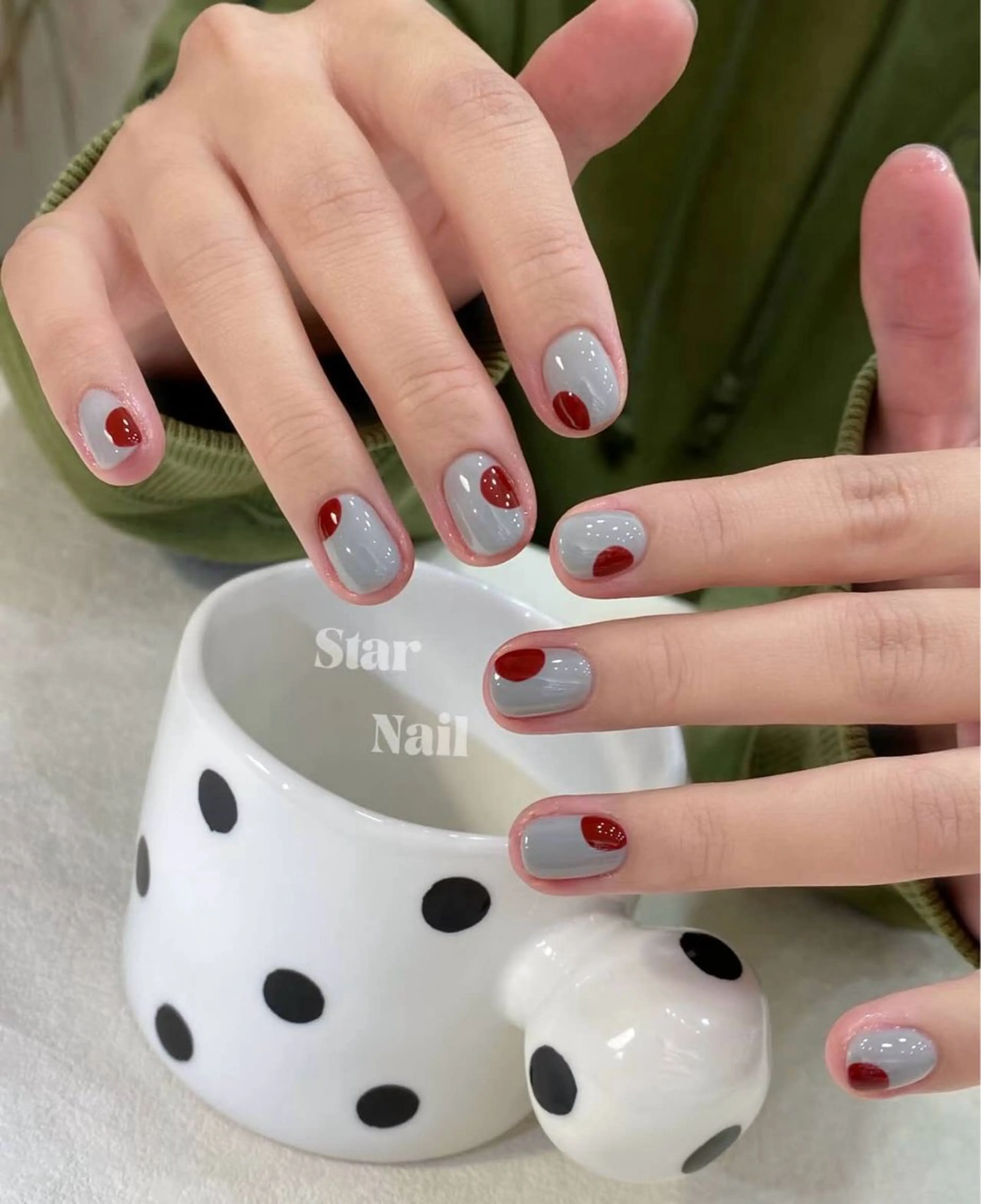 🟡不规则ドットデザインの写真