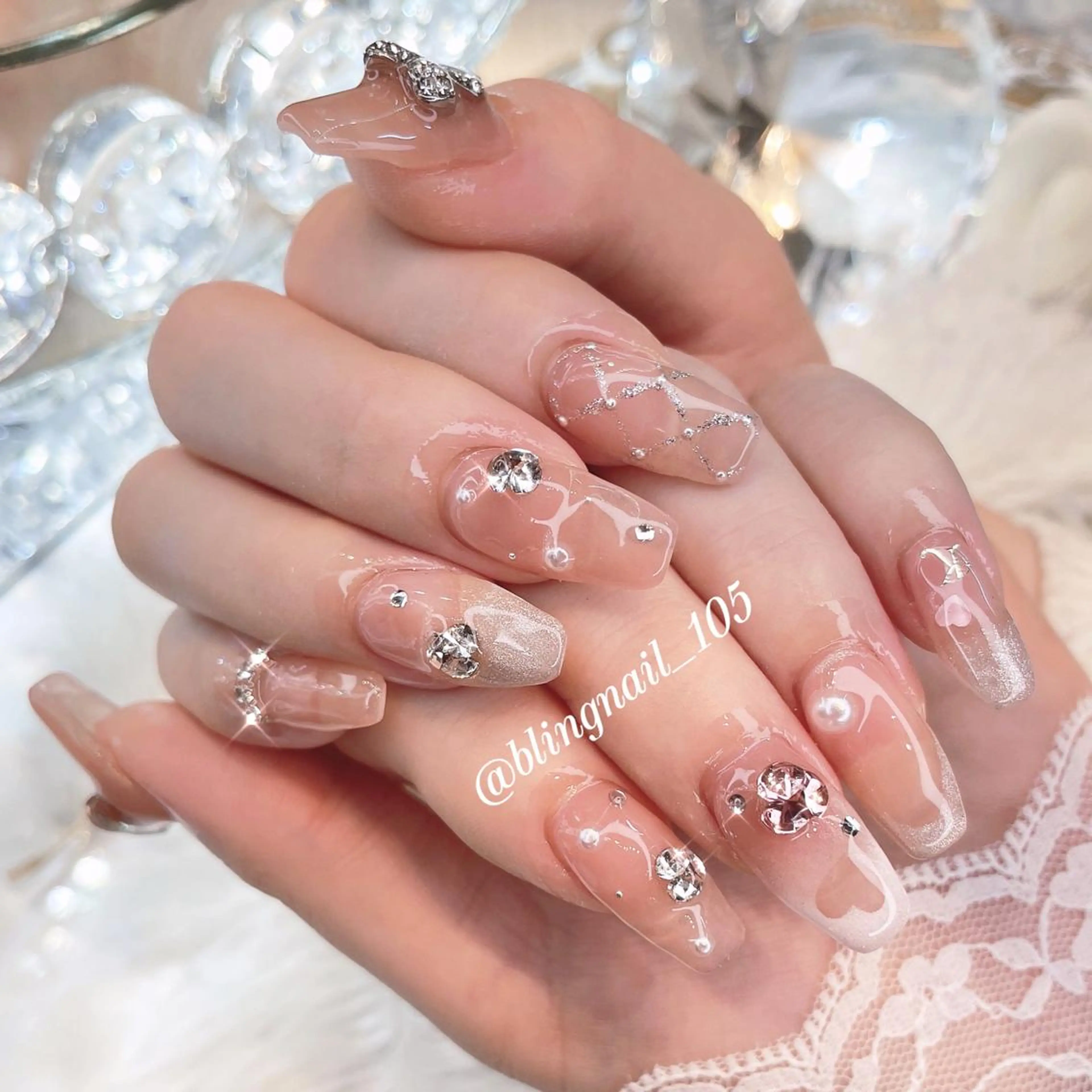 ネイル 23時まで❤︎韓国、 ワンホンネイルのネイルデザイン