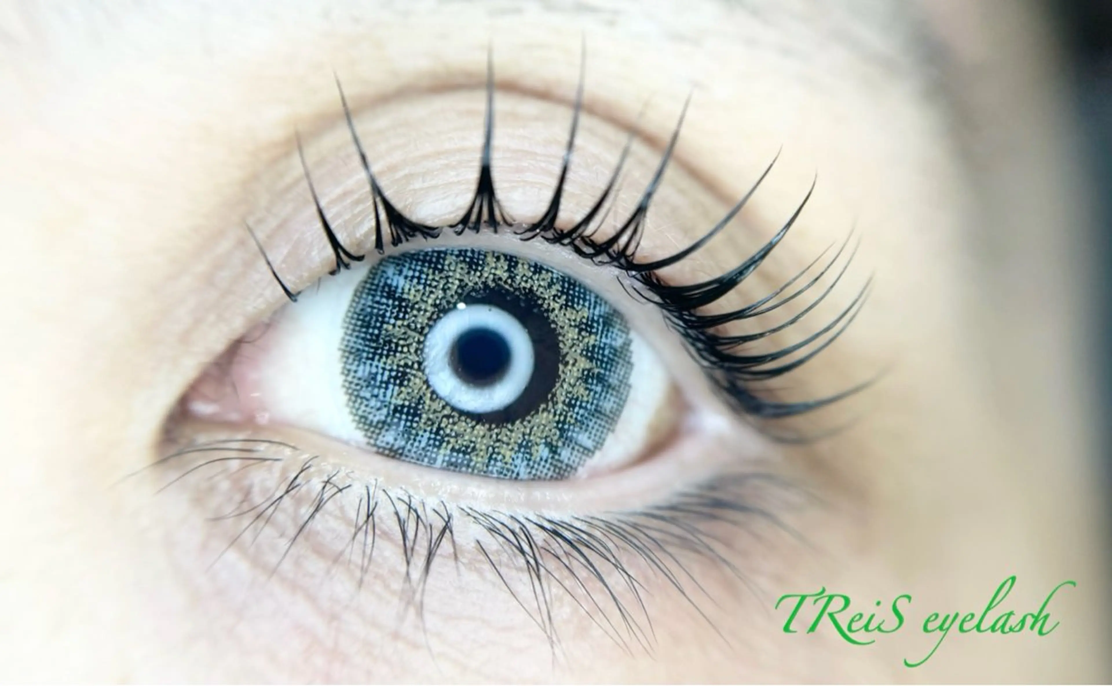 マツエク・マツパ TReiS所属・TReiS eyelashのマツエク・マツパデザイン