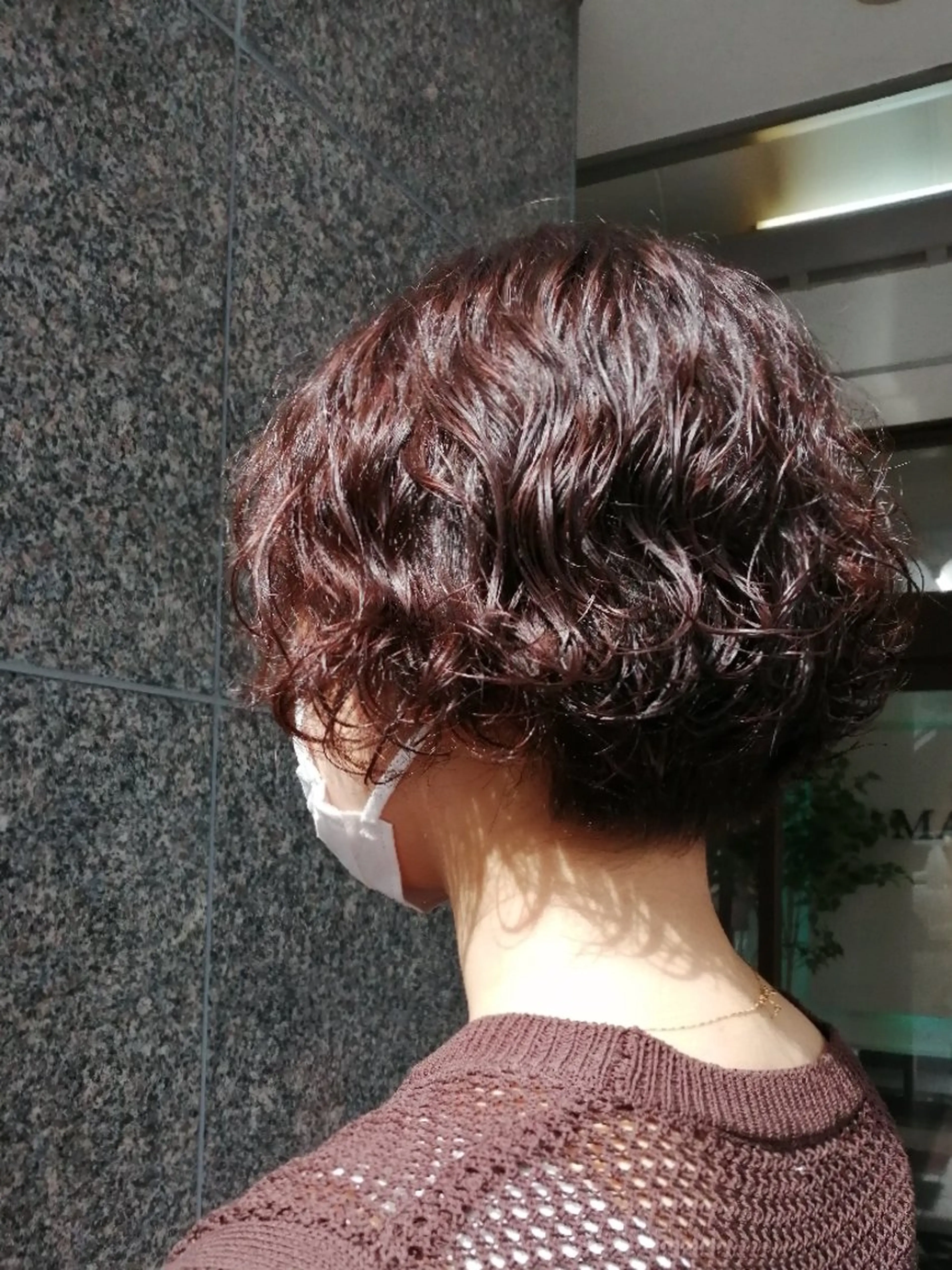 ショート カラー ブラウンカラー レッドカラー レッドブラウン 福永 ちひろのヘアスタイル