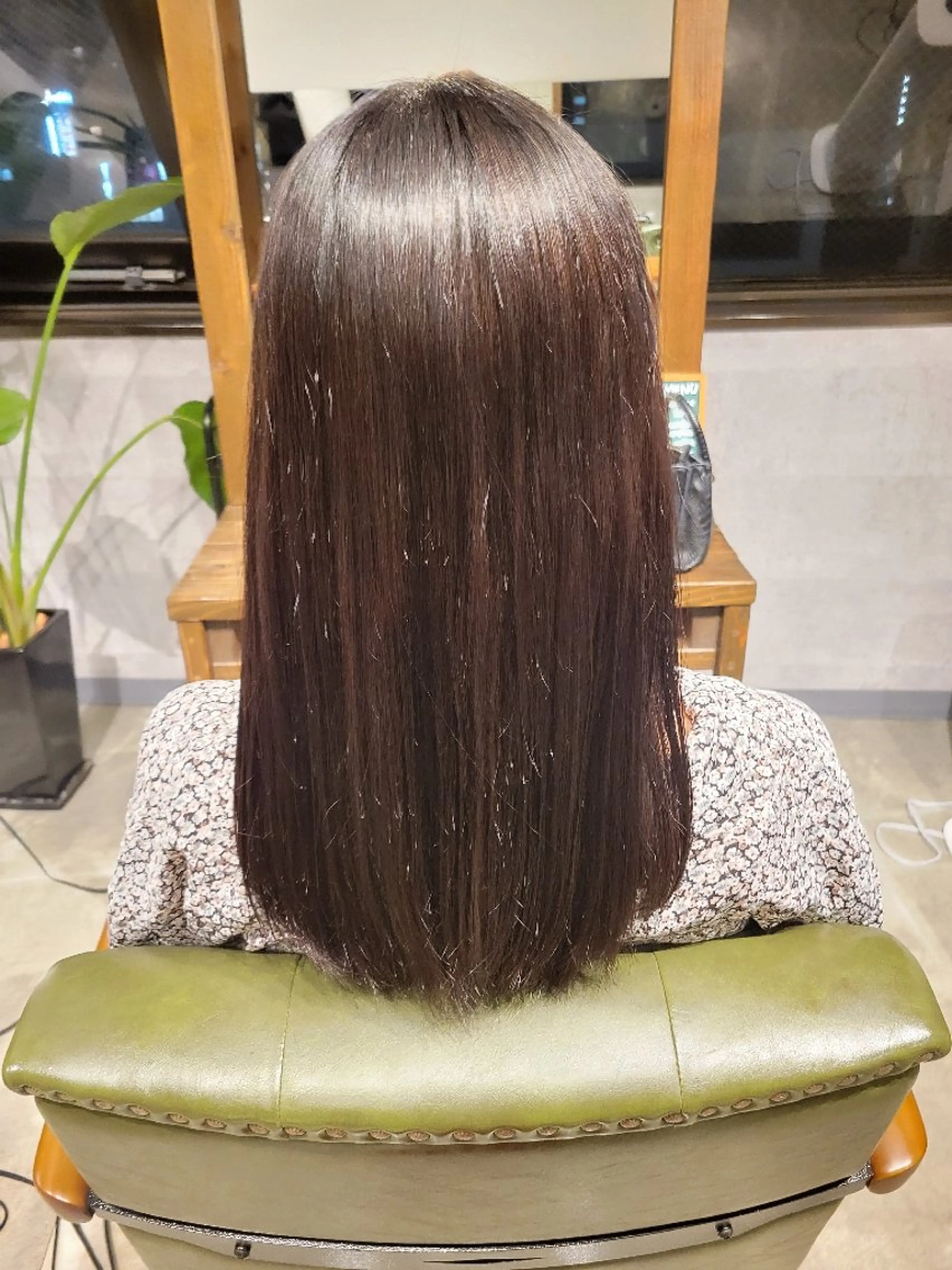 セミロング カット ヘアカラー La fith elua 武庫之荘店所属・山口 そらのヘアスタイル