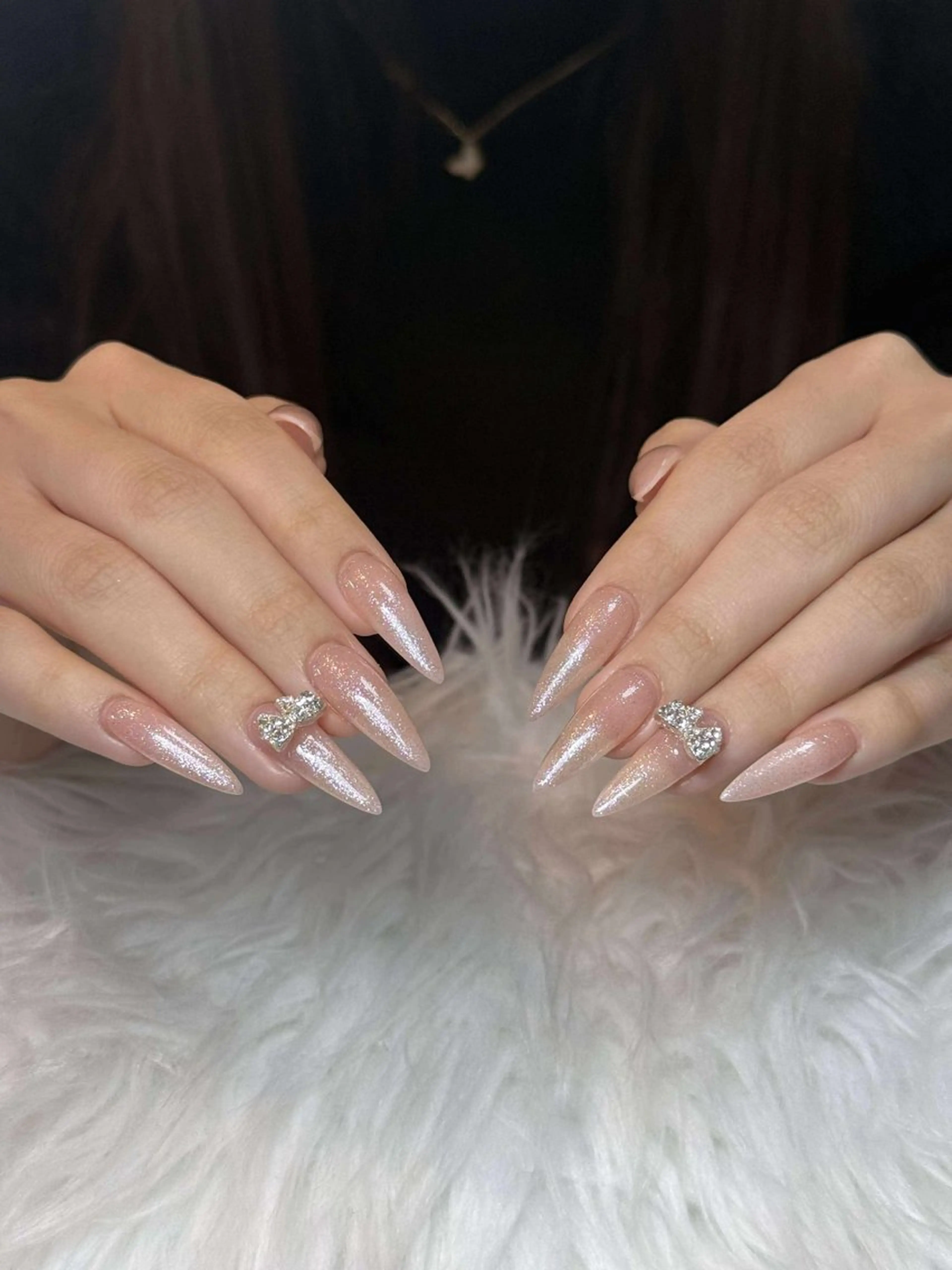 ネイル オーロラネイル ボルドー ブラウン 氷ネイル・うるうるネイル キラキラネイル ハンドネイル Julli NailStudioのネイルデザイン