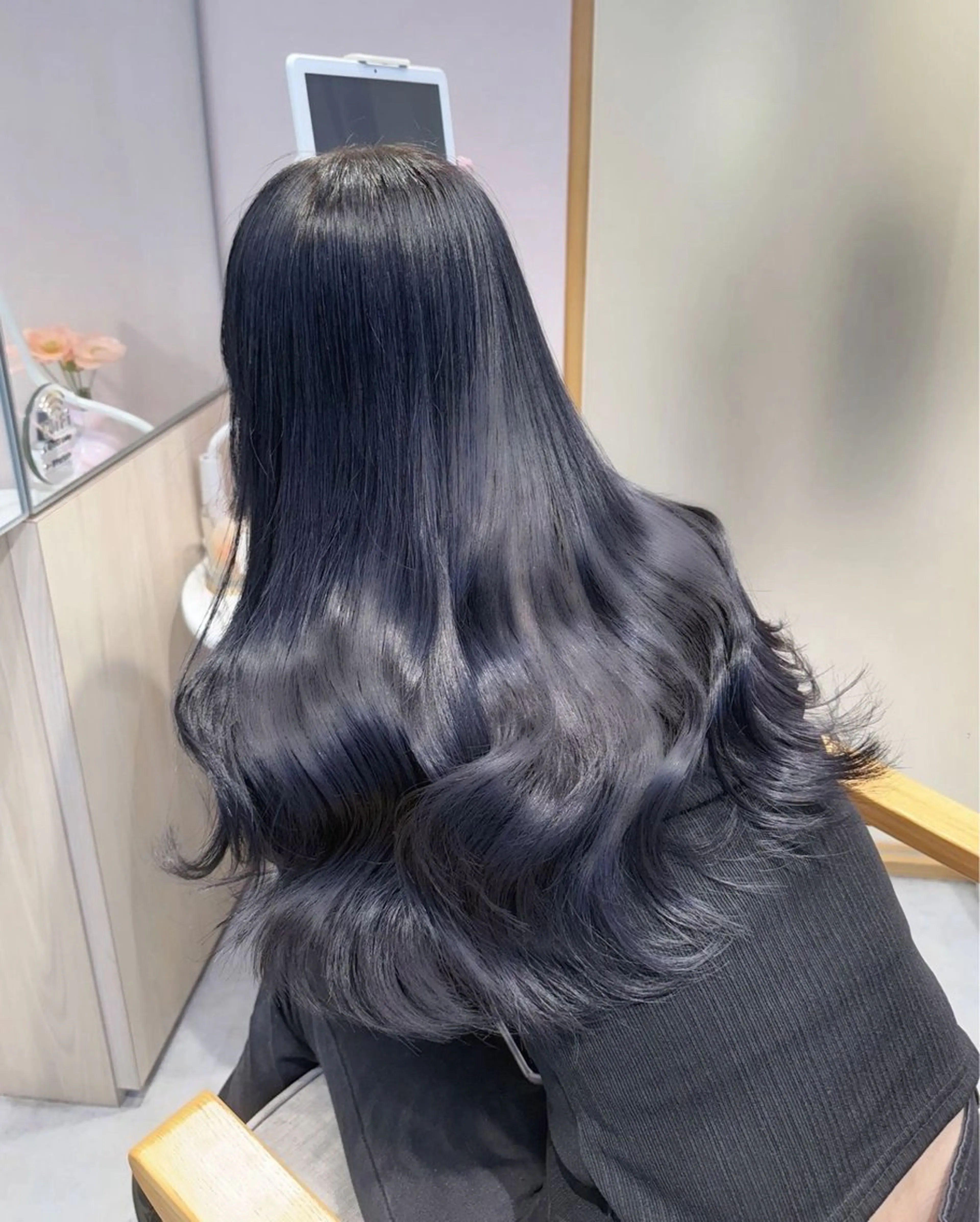 ロング カラー パーマ ヘアアレンジ 西山 夢月のヘアスタイル