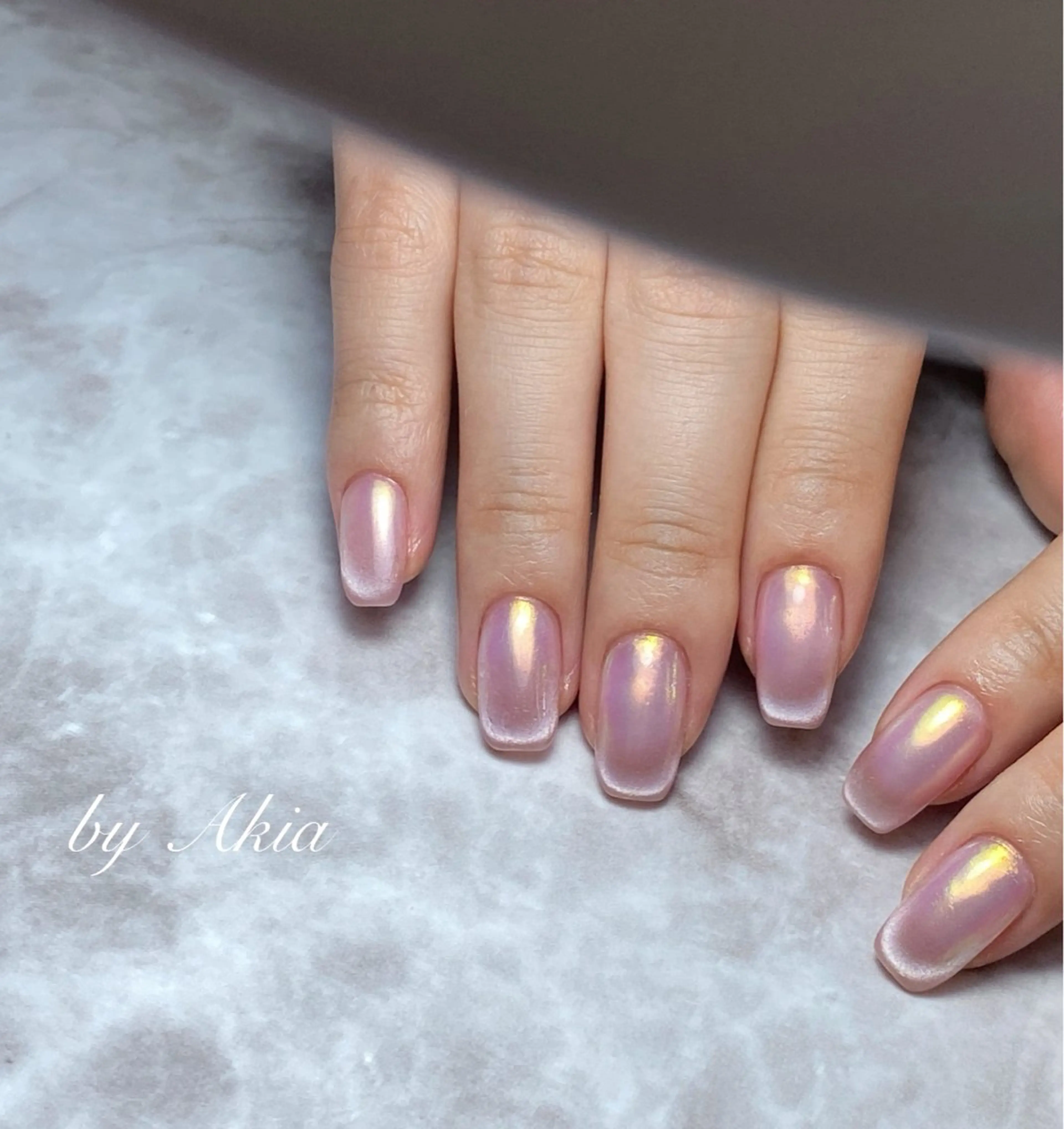 ✨キラっとした光沢感が可愛いミラーネイル🩷初回オフ無料の写真