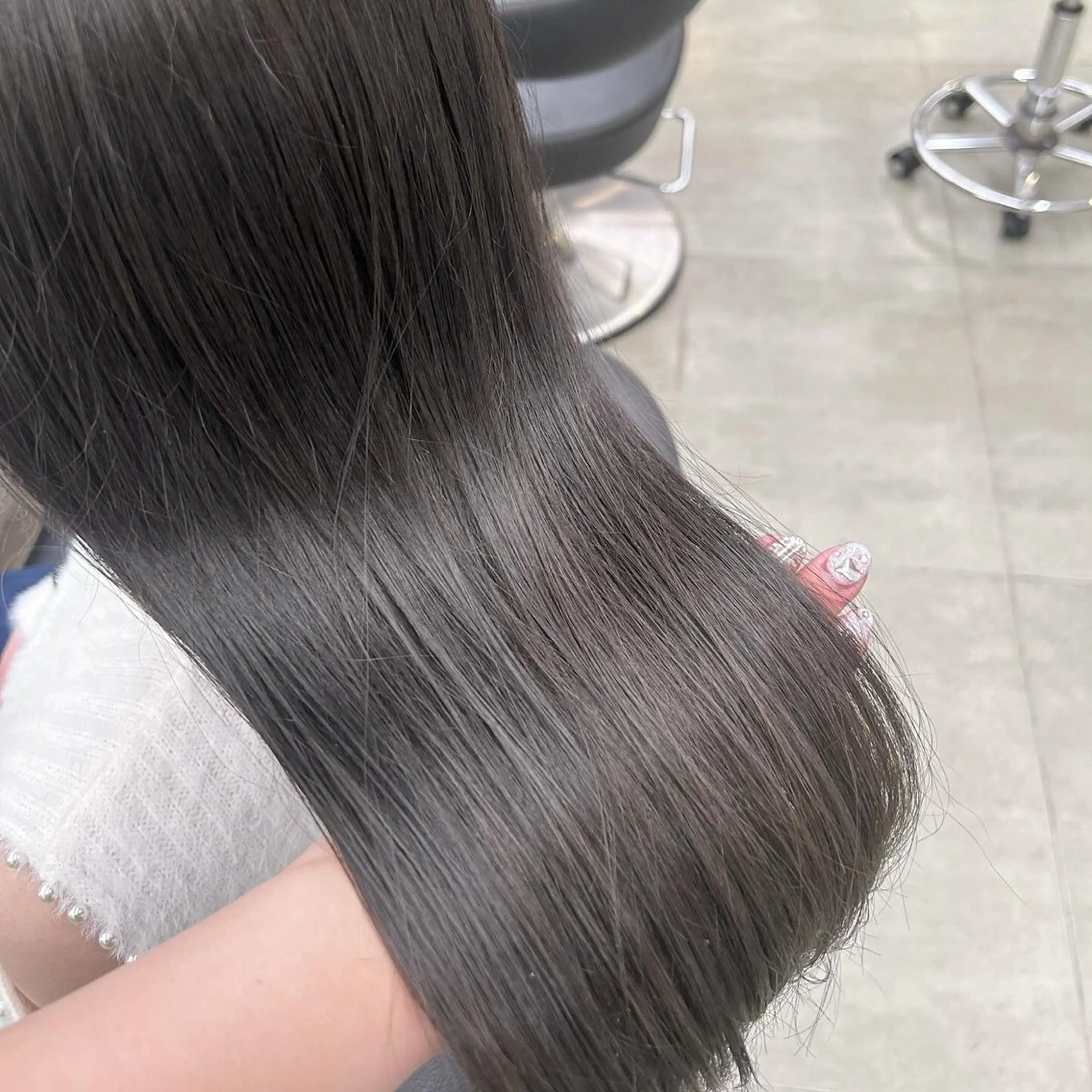 ロング カラー パーマ ヘアアレンジ メンズ キッズ ヘアカラー トリートメント ヘアセット ブリーチなしカラー/ ブラウン/レイヤーのヘアスタイル