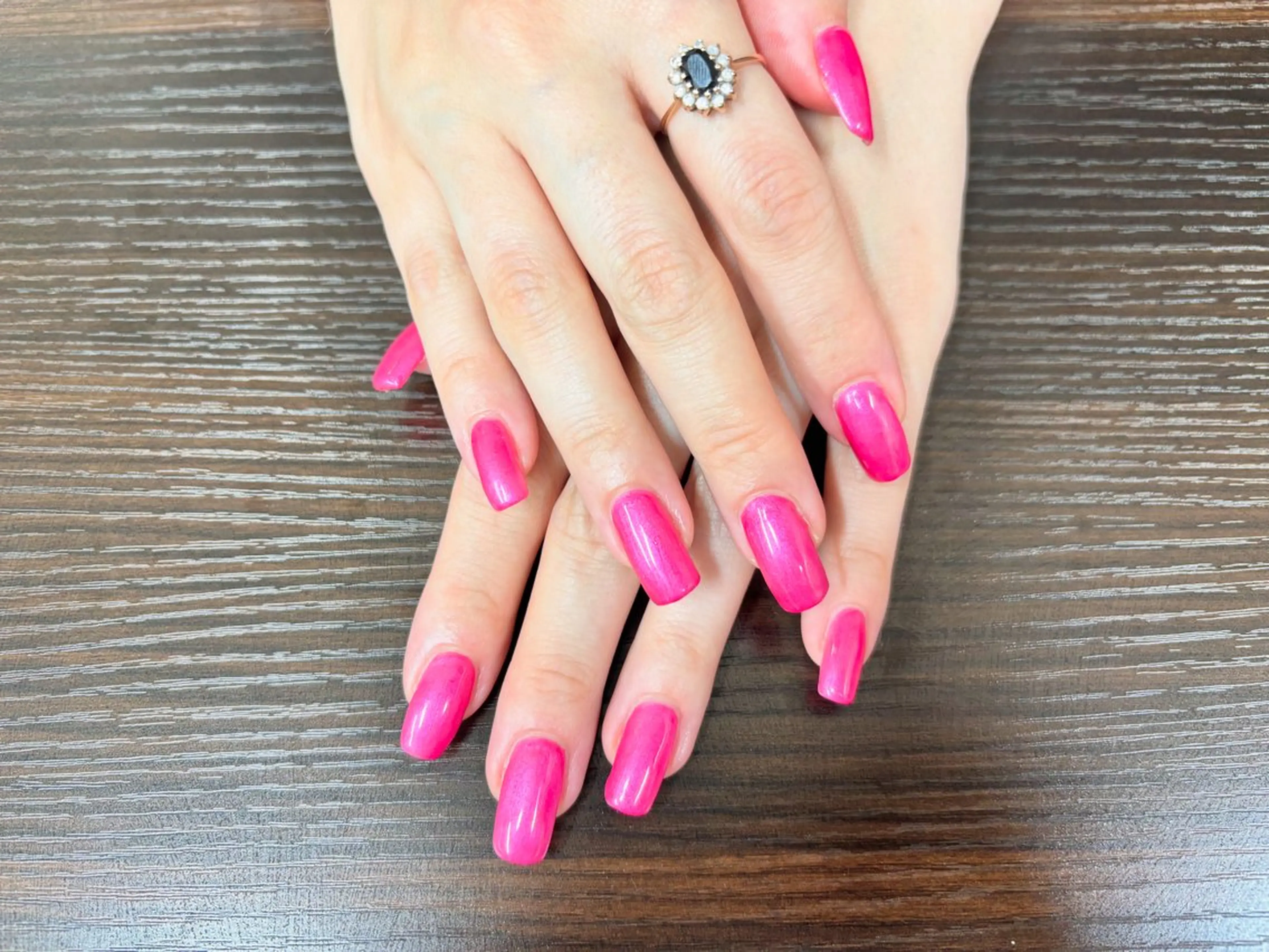 ネイル シンプルネイル ハンドネイル Hübsch所属・Sakura Hのネイルデザイン