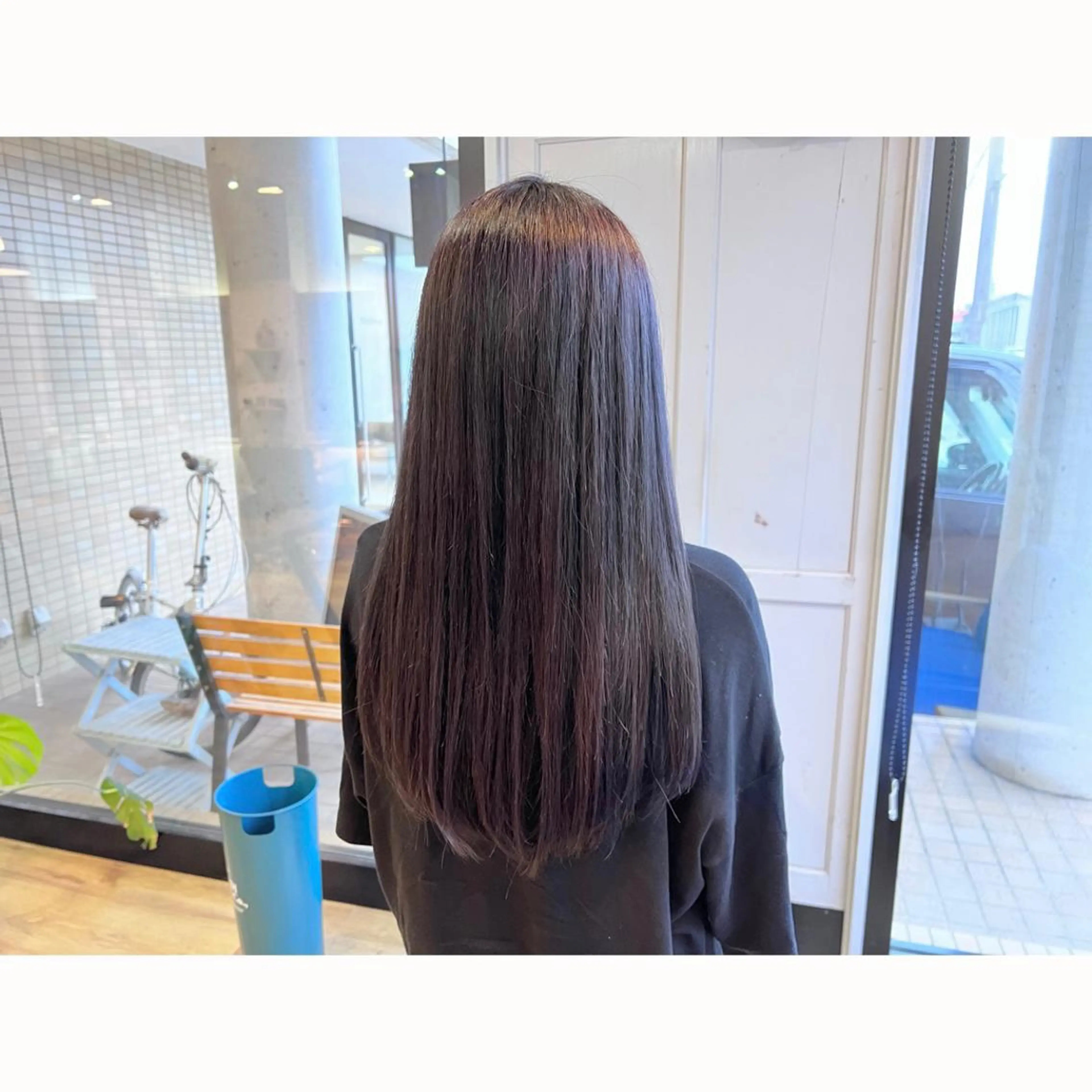 ロング カラー ブリーチ グレージュ ラベンダーカラー ラベンダーグレージュ ラベンダーグレー ヘアカラー トリートメント ツキダテ ユイのヘアスタイル