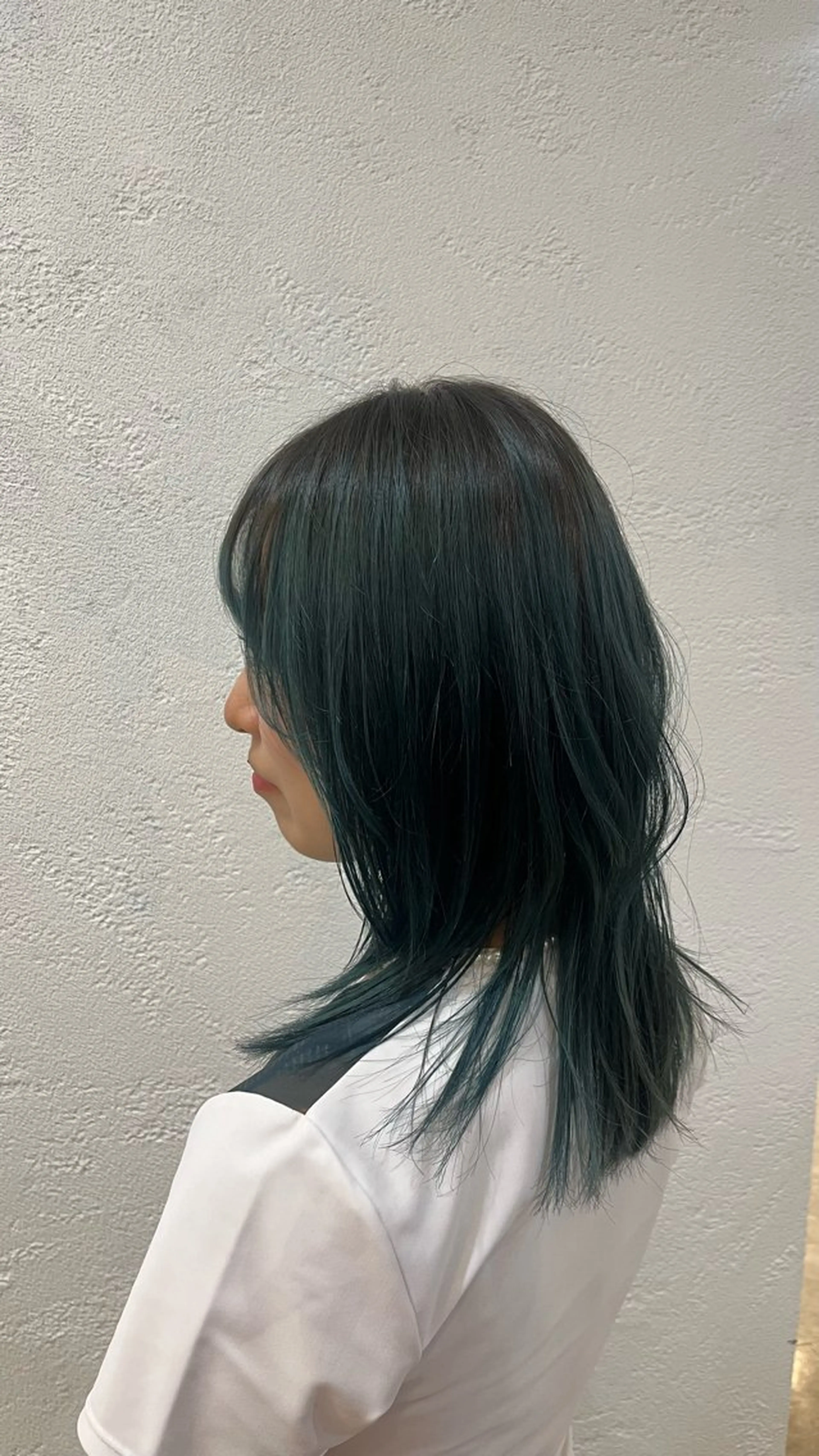 ミディアム 山本 梨華のヘアスタイル