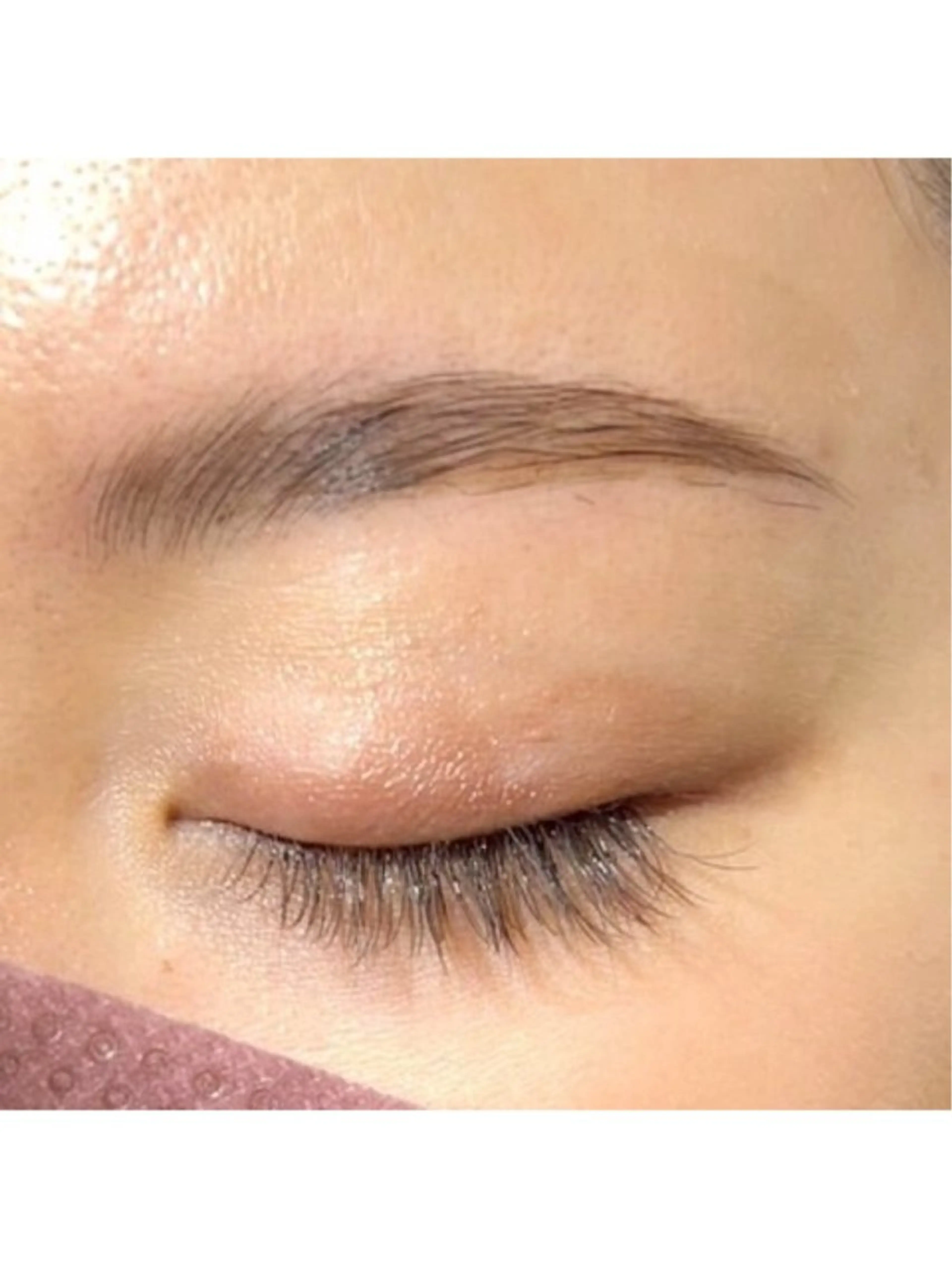 アイブロウリフトの写真