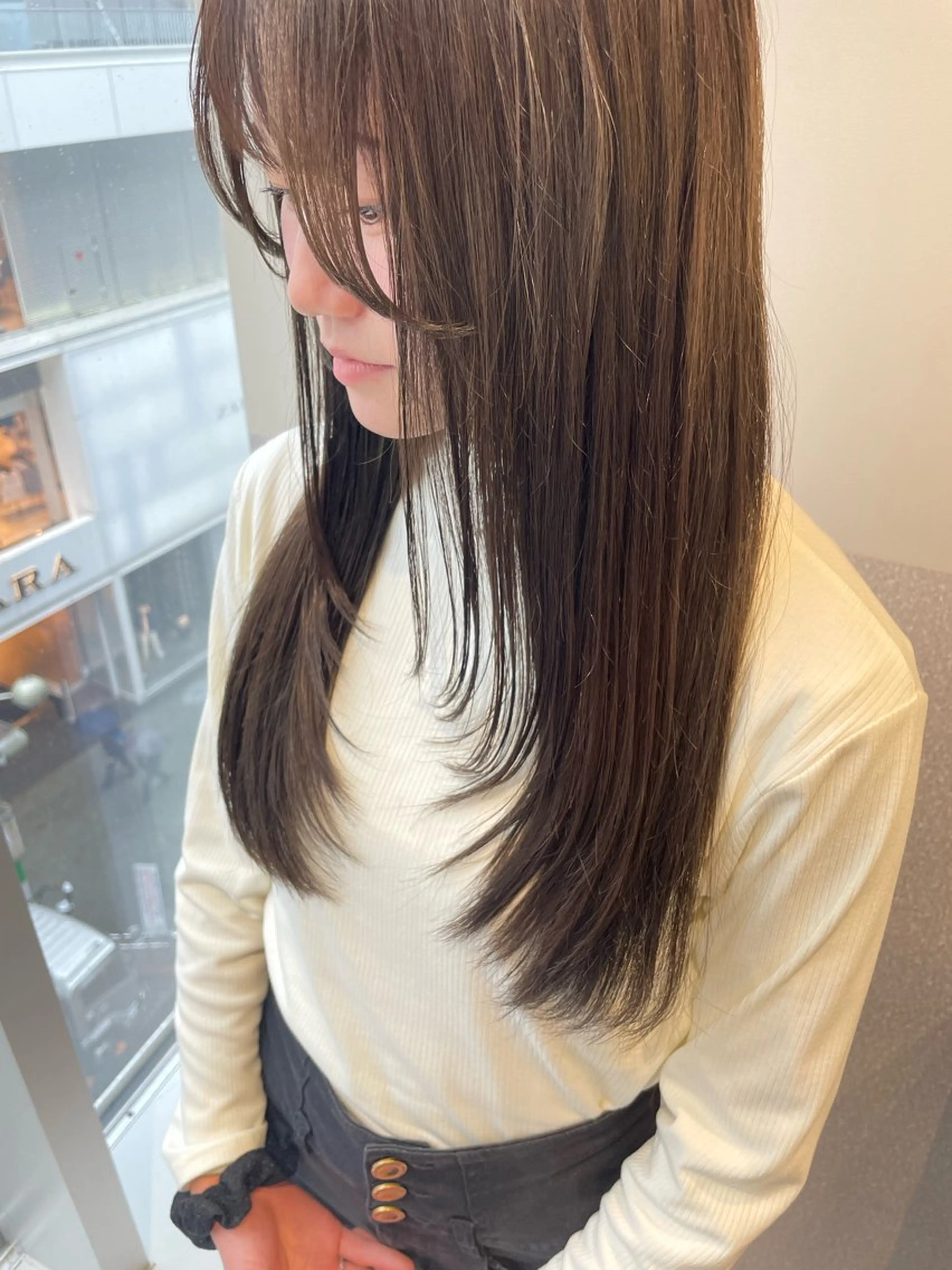 ロング カラー レイヤーカット カット ヘアカラー トリートメント 女性リピ90%🍨 🩷佐藤みずきのヘアスタイル