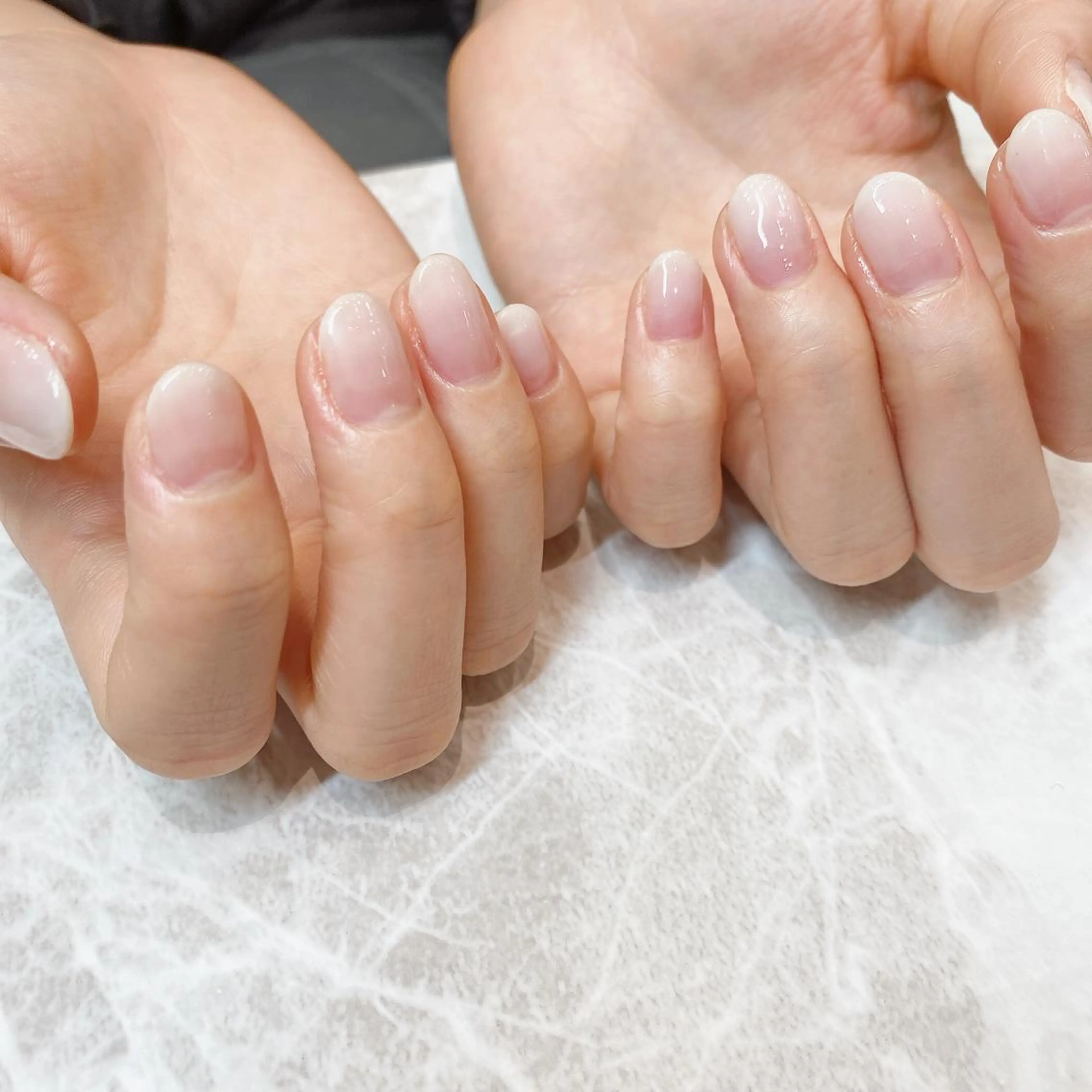 ネイル グラデーション ハンドネイル 関谷 真登佳のネイルデザイン