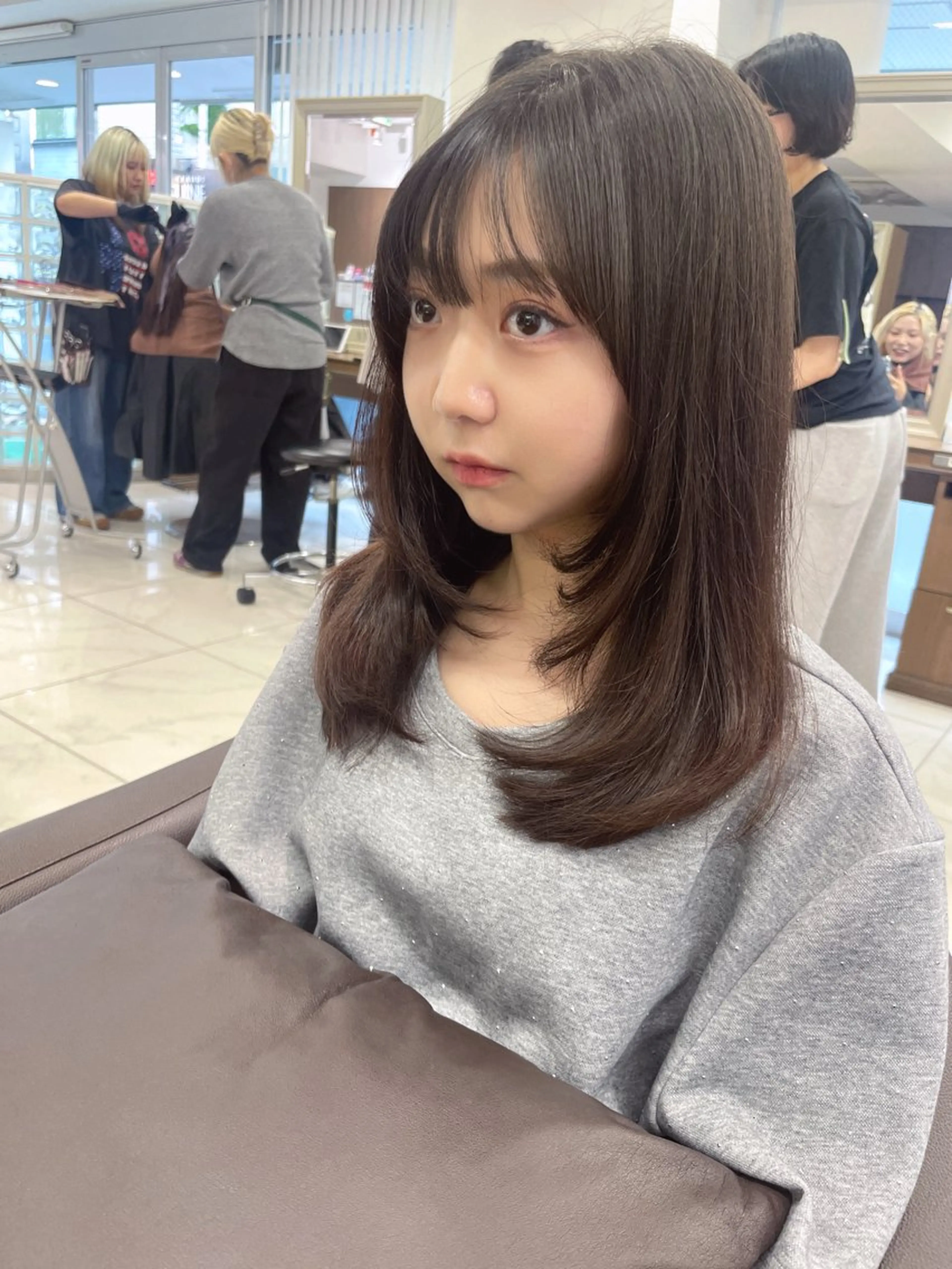 セミロング カット 福島成美/髪質改善 縮毛矯正/カラーのヘアスタイル