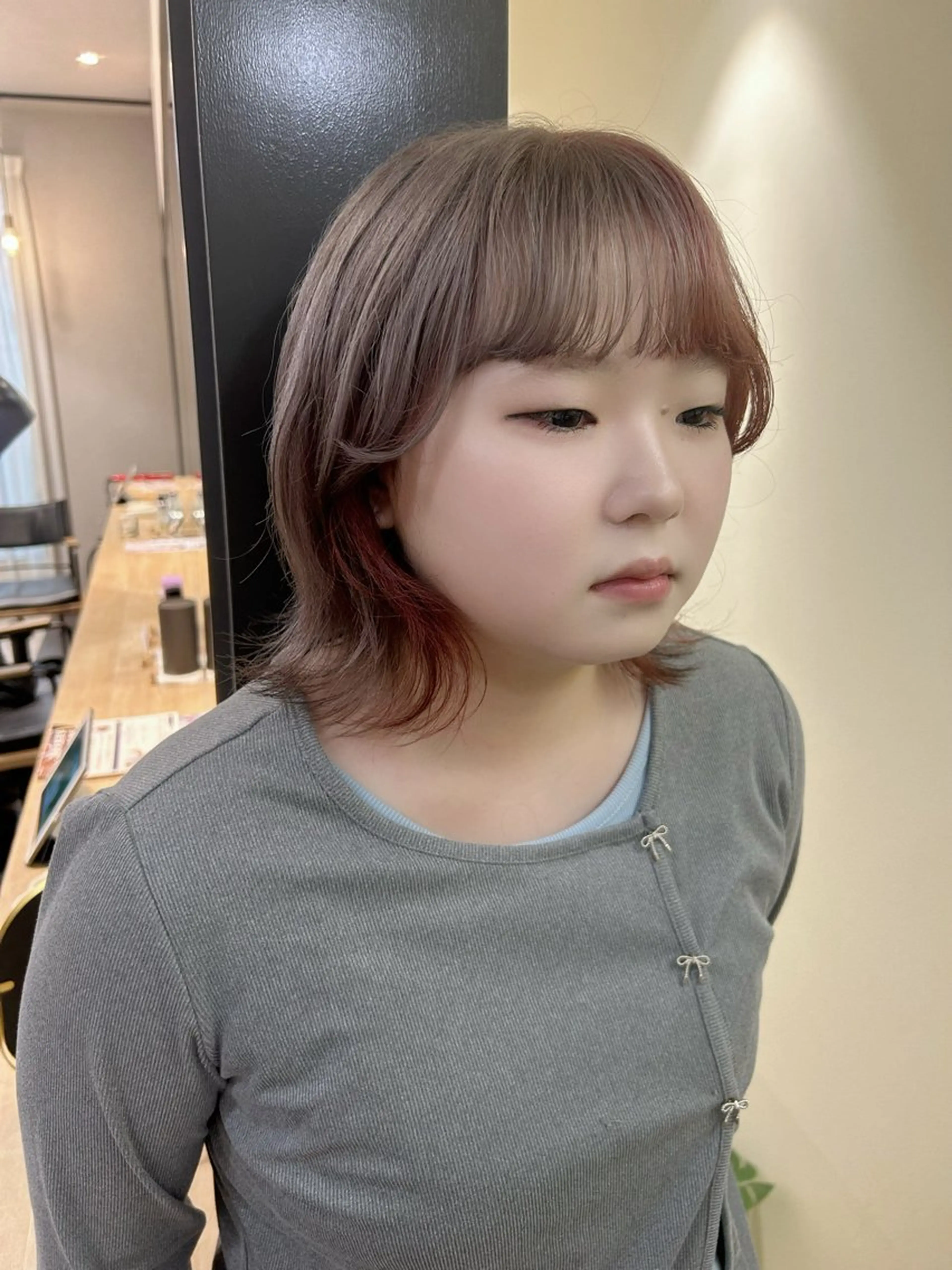 ミディアム カラー ベージュカラー ブリーチ ピンクカラー ホワイトベージュ カット ヘアカラー トリートメント hub hair レイヤー/透明感のヘアスタイル