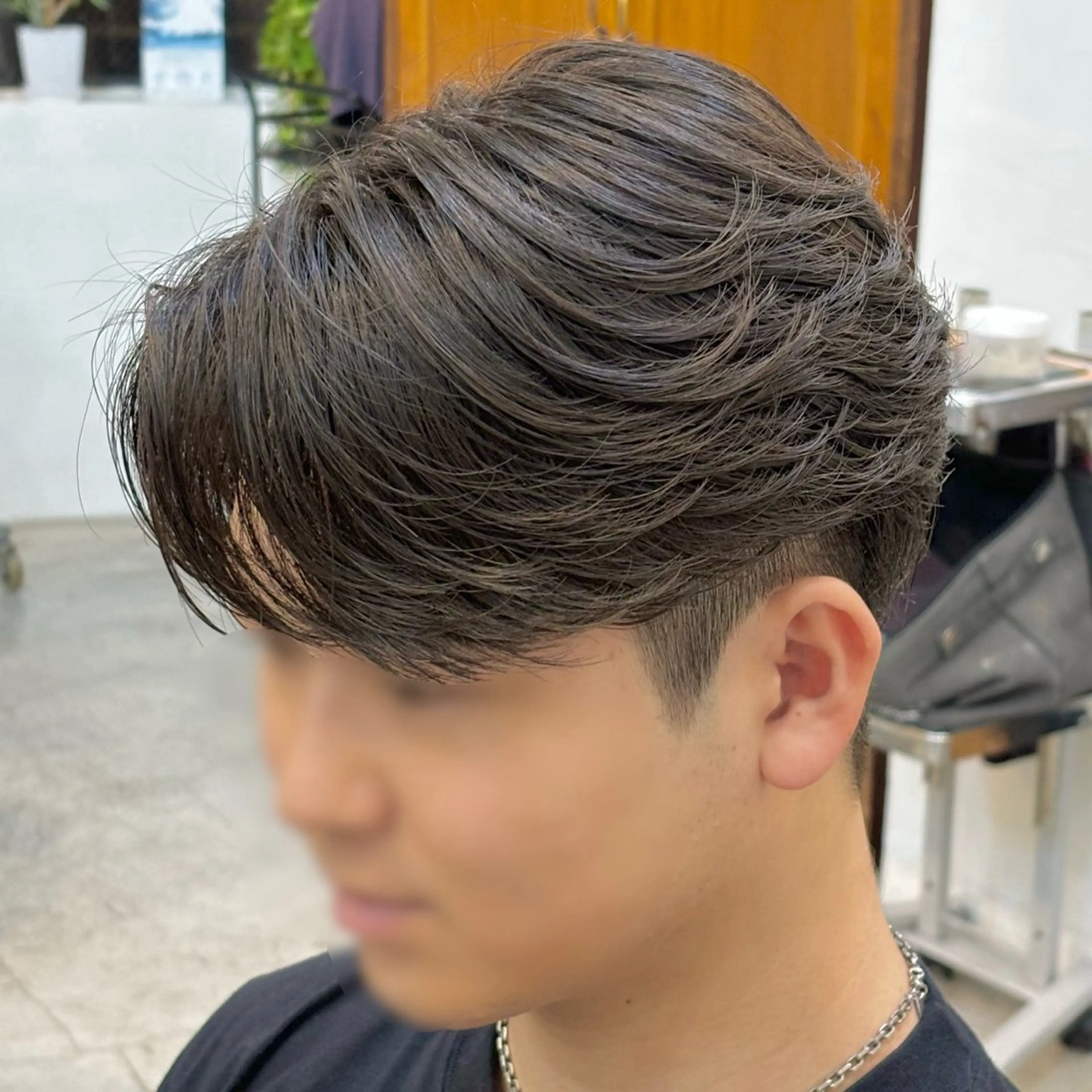 パーマ メンズ センターパート コンマヘア カット パーマ Vicke所属・メンズ専門/韓国風 ❤️‍🔥吉野あいかのヘアスタイル