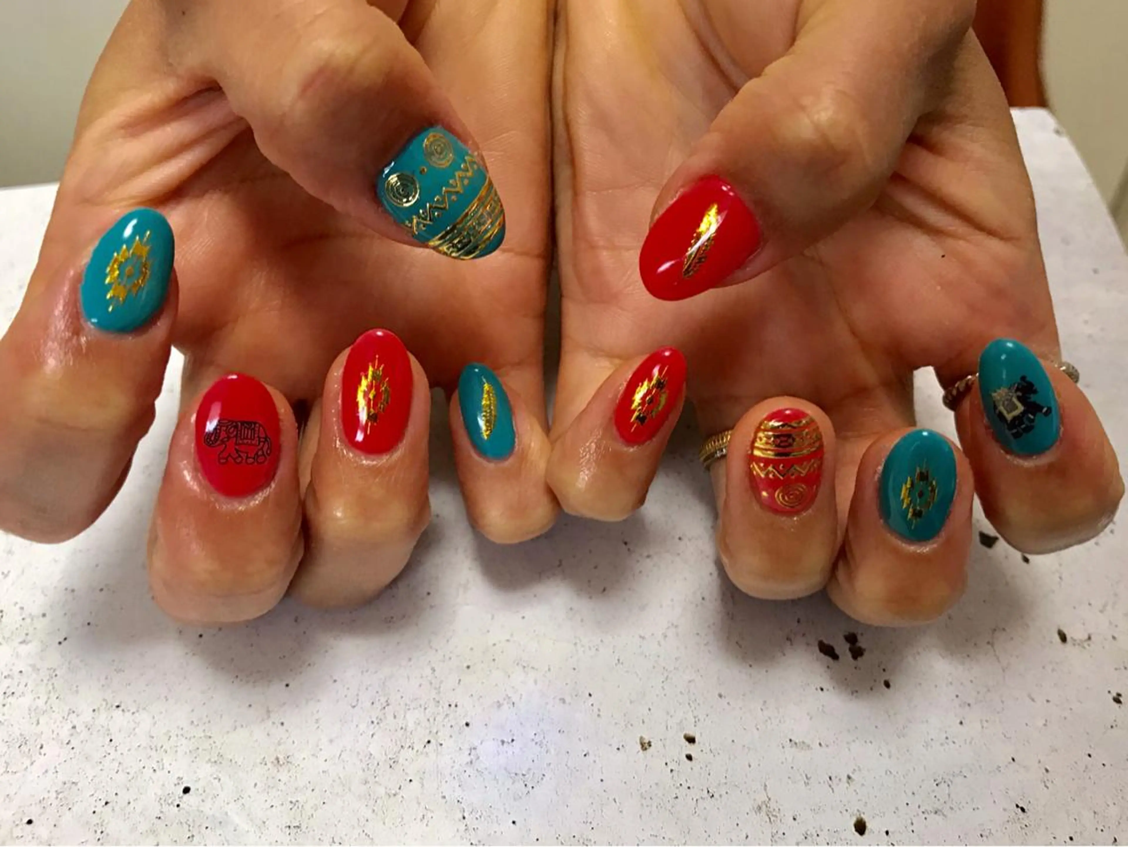 ネイル ストーンネイル nico.nico.mark NAIL所属・小林 梓のエステ・リラクイメージ