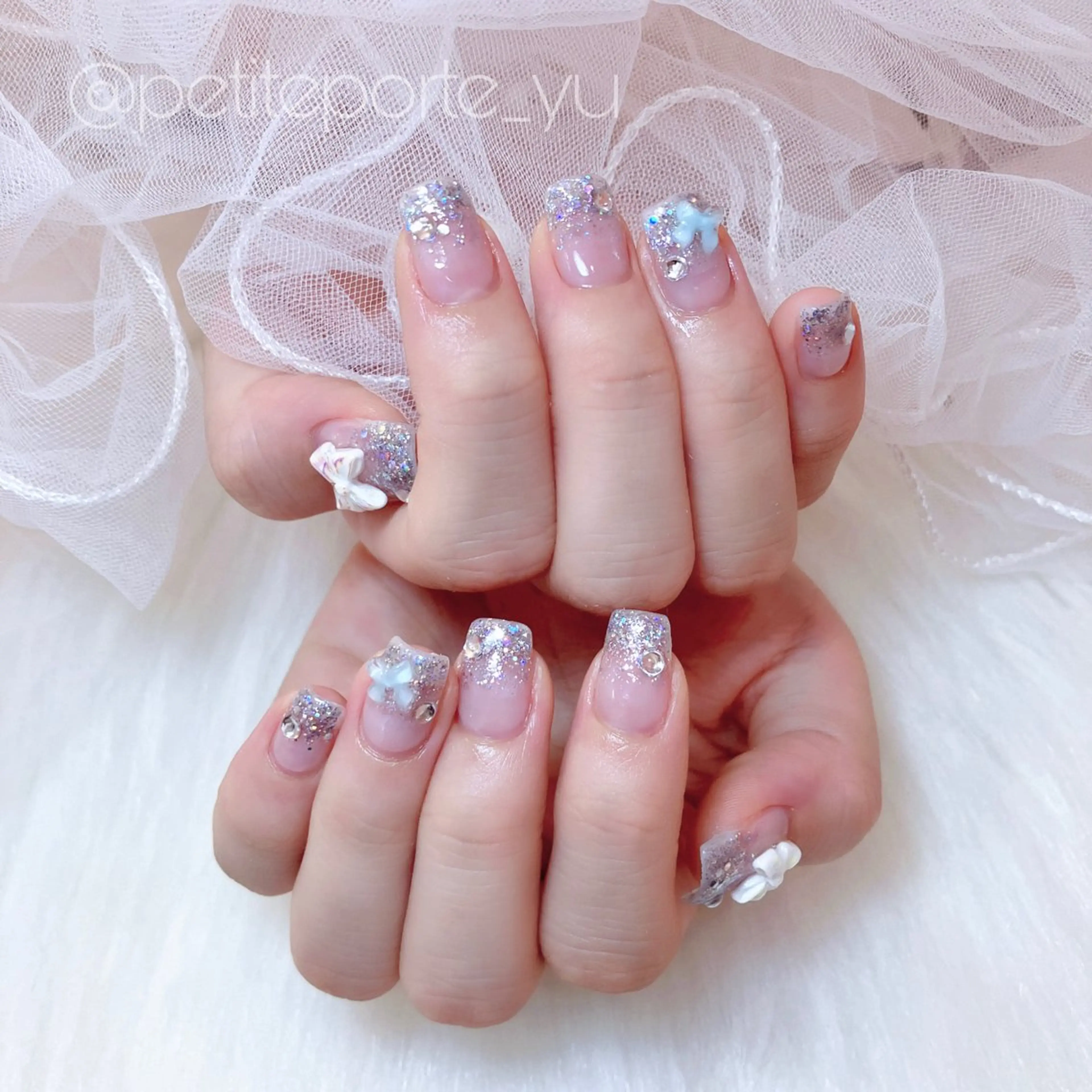 ネイル ジェルネイル キラキラネイル ラメ(グリッター) ラメグラデーション ワンカラーネイル ハンドネイル nailsalon petite porte所属・petite porteのネイルデザイン