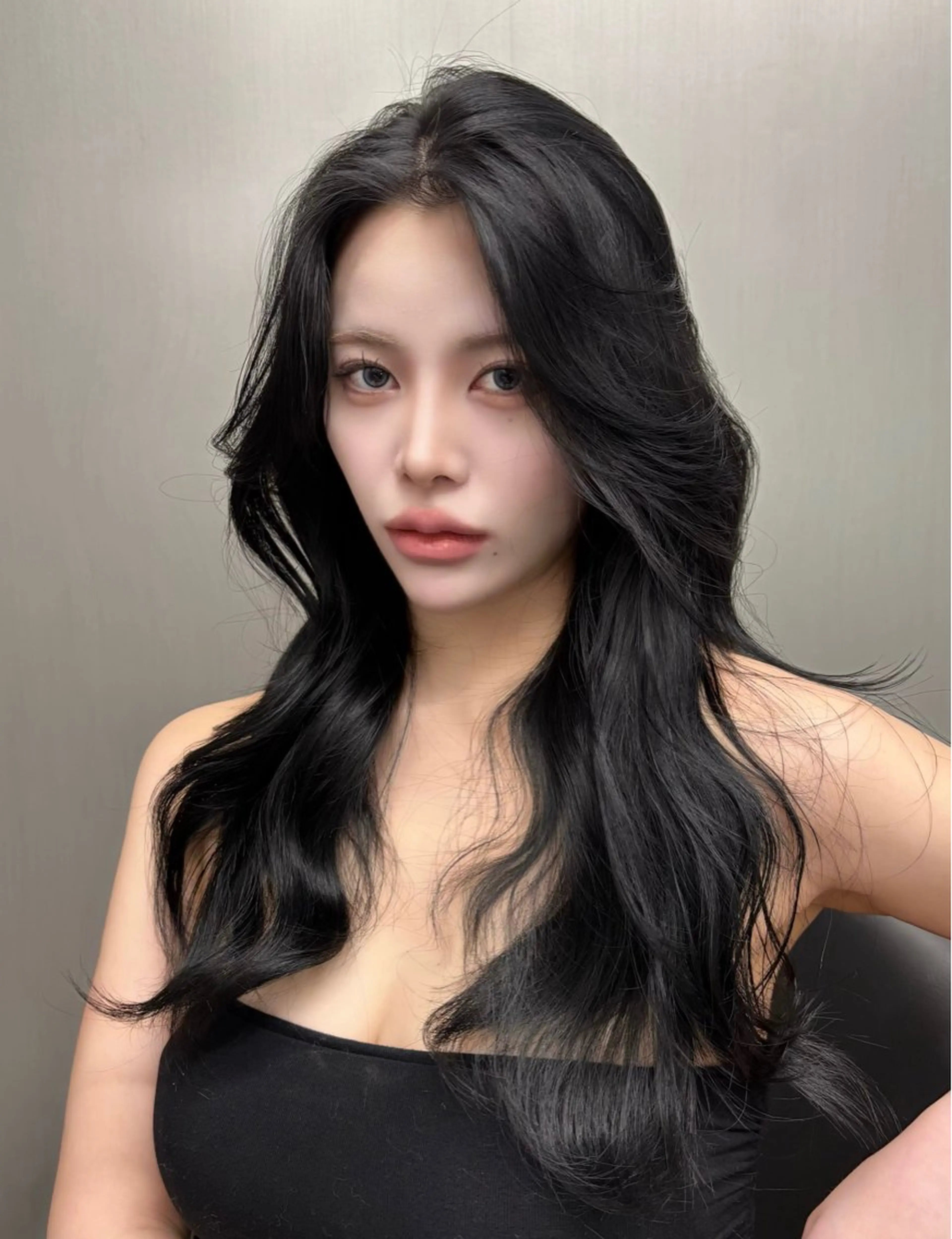 ロング カラー レイヤーカット 堤 翔平のヘアスタイル