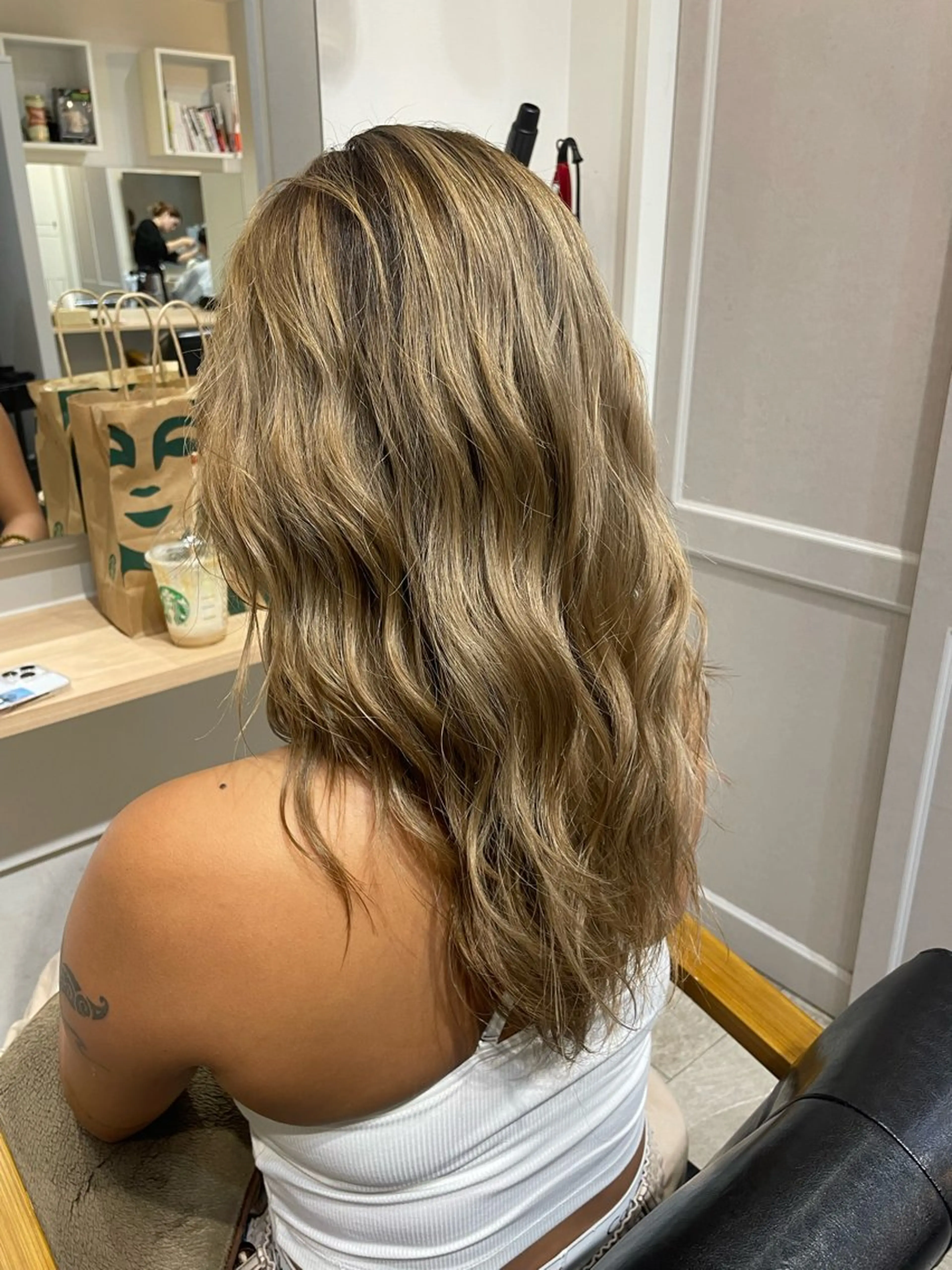 ロング カラー ヘアアレンジ 南雲 由麻のヘアスタイル