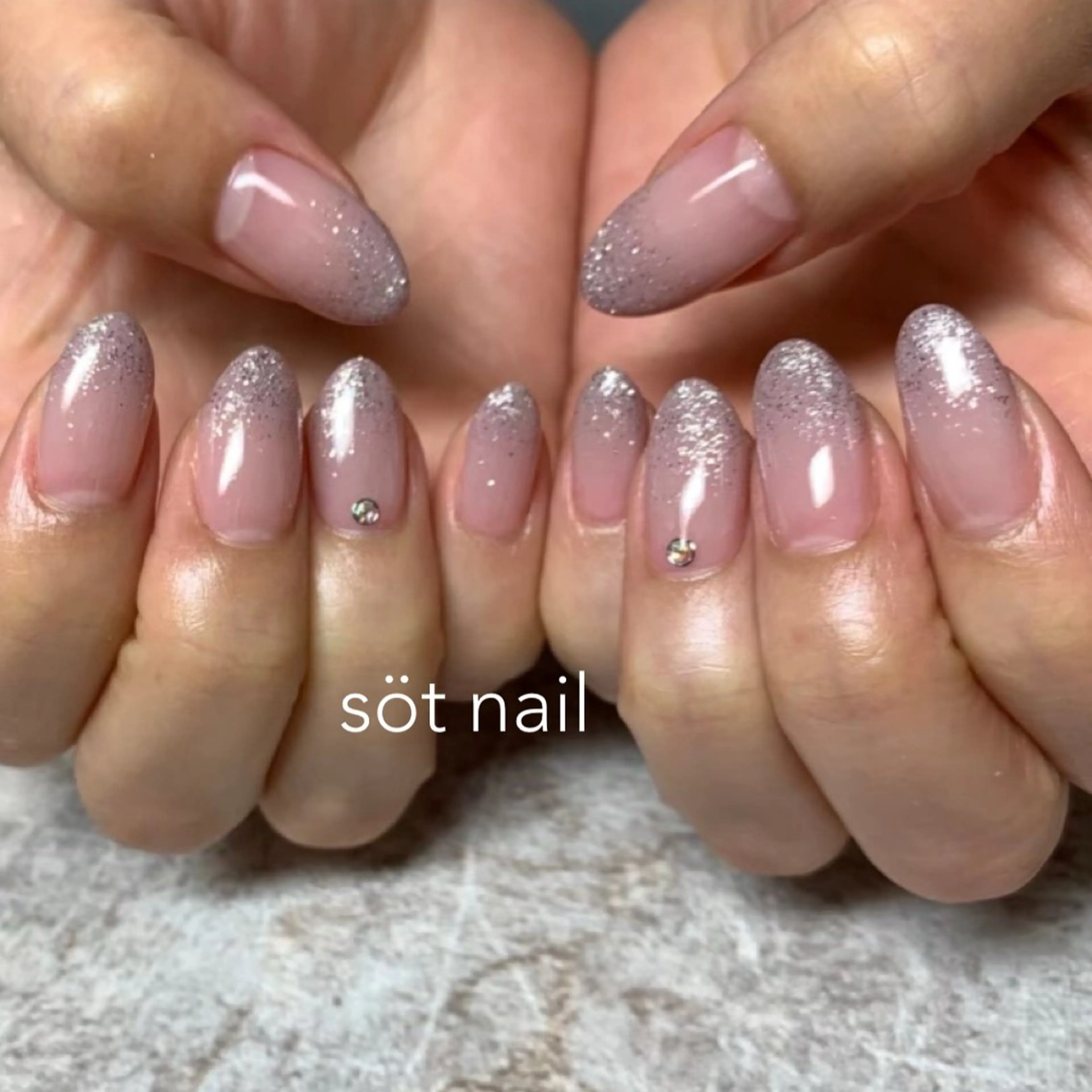 ネイル ラメ(グリッター) ハンドネイル söt nail所属・岡田 恵美のネイルデザイン