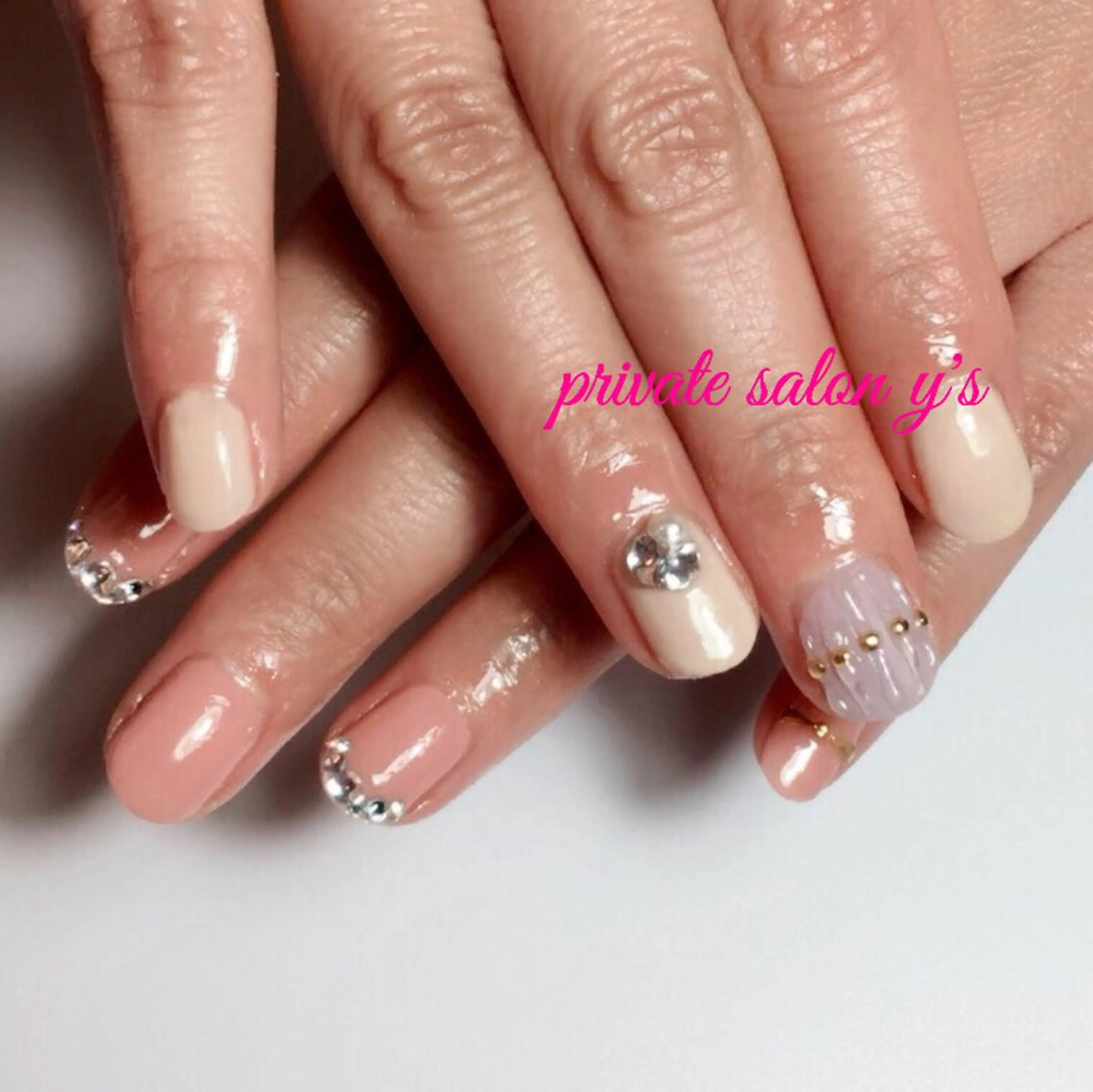 ネイル y' sのネイルデザイン