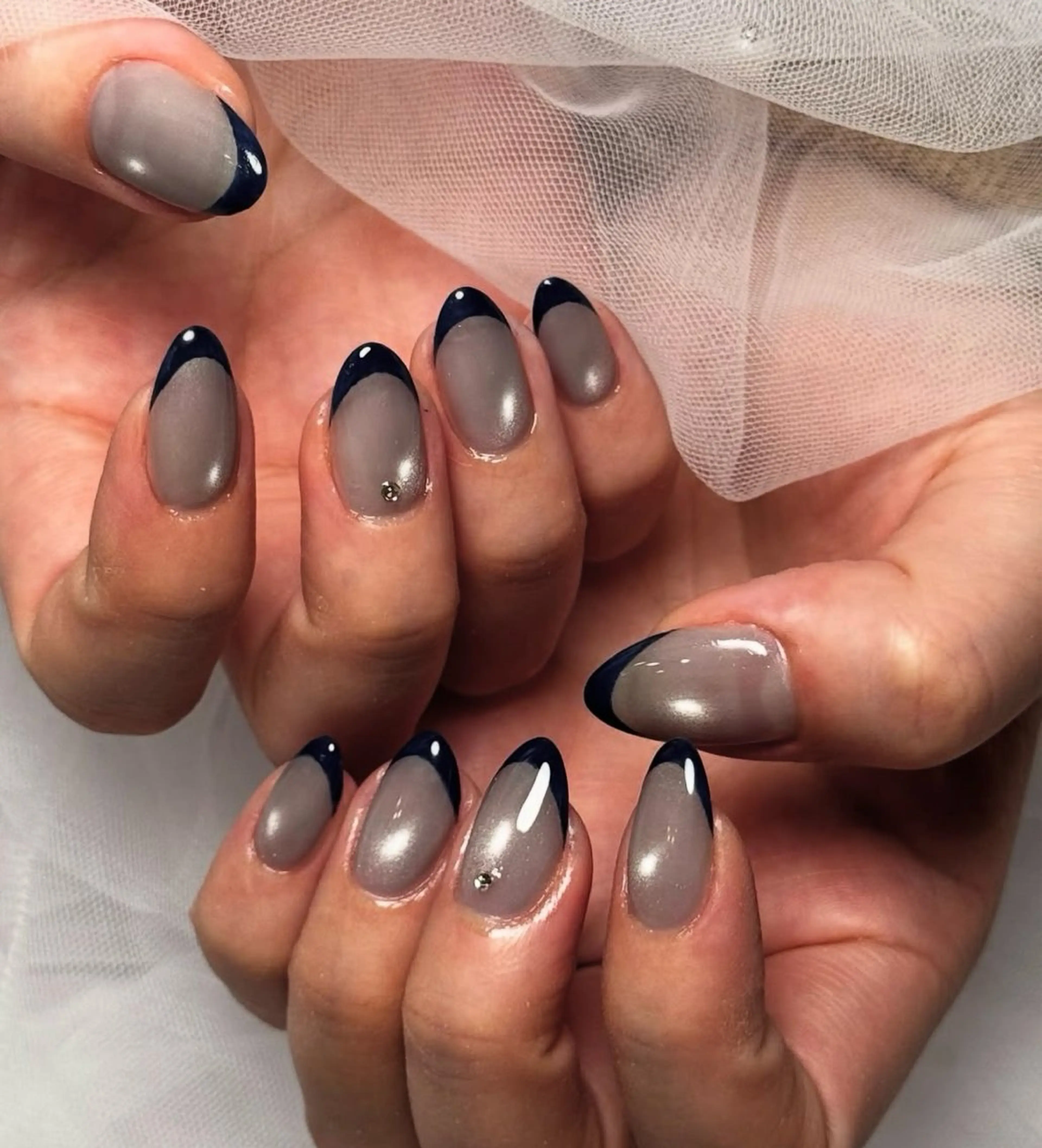 オフなし、フレンチネイル色指定(黒or白)デザインモデルになりますので、お直し不可🙇🏻‍♀️‪‪´-の写真