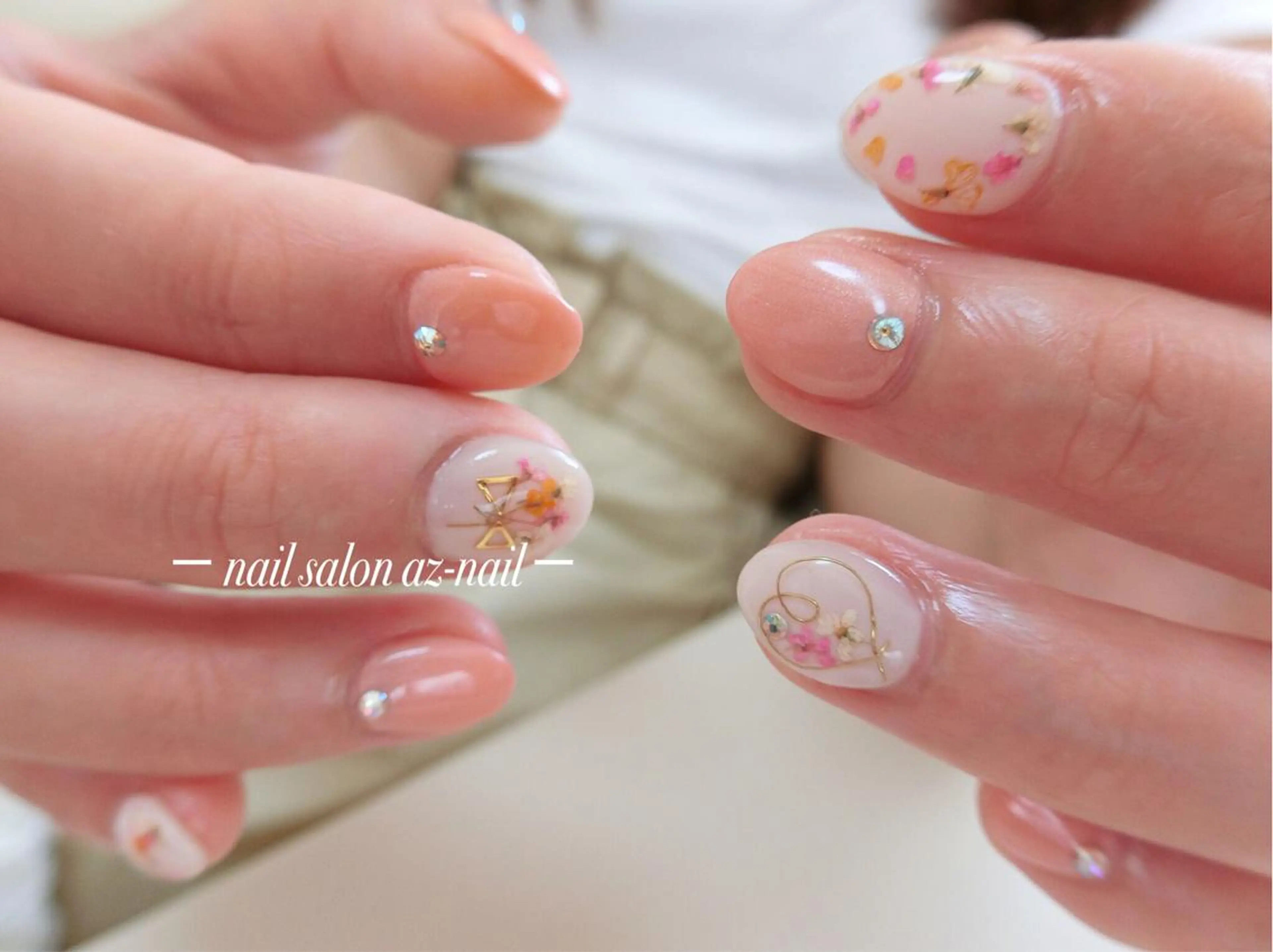 ネイル 井上 梓のネイルデザイン