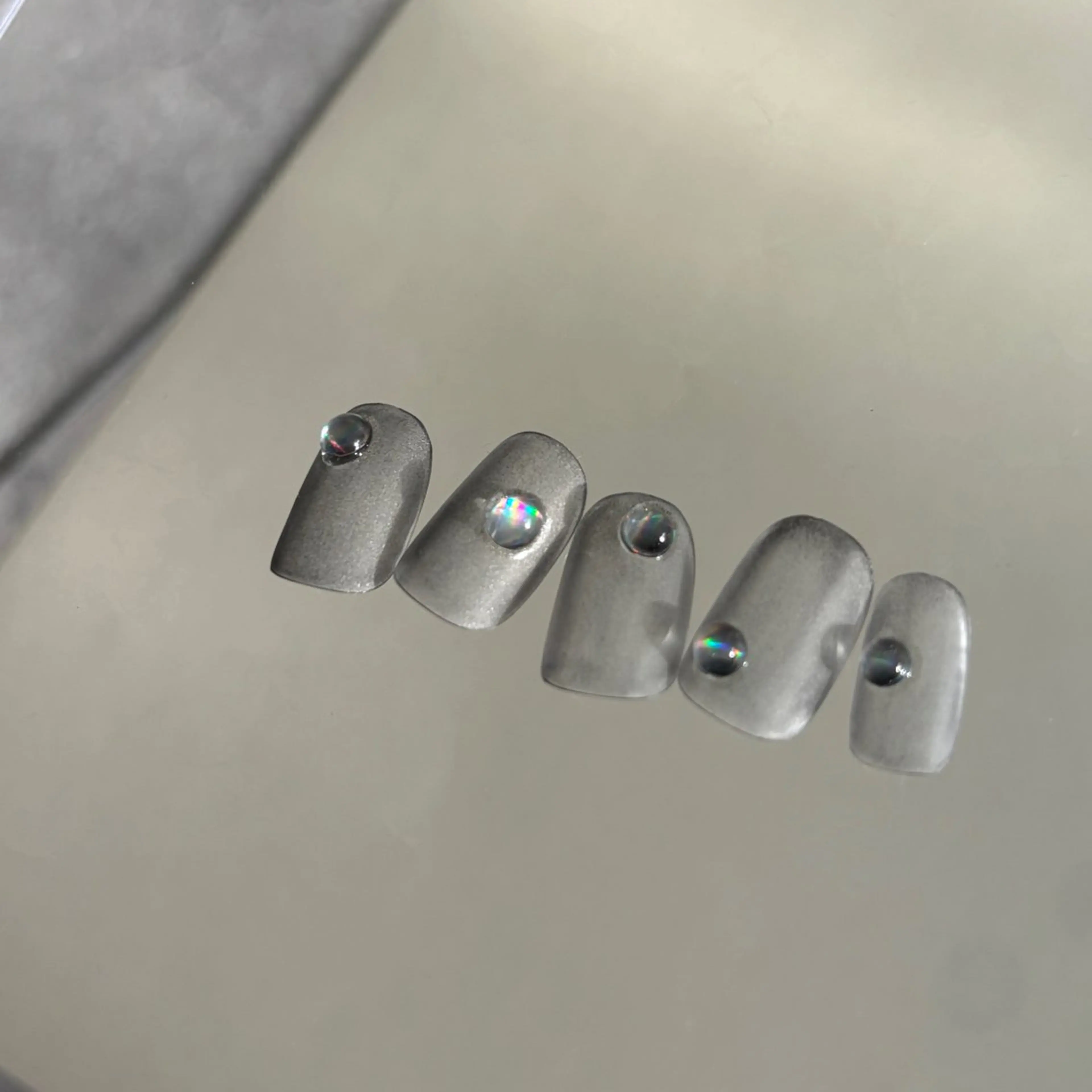 ハンド|季節の選べるデザインコース🤍【オフ無し🍐】定額デザインの写真