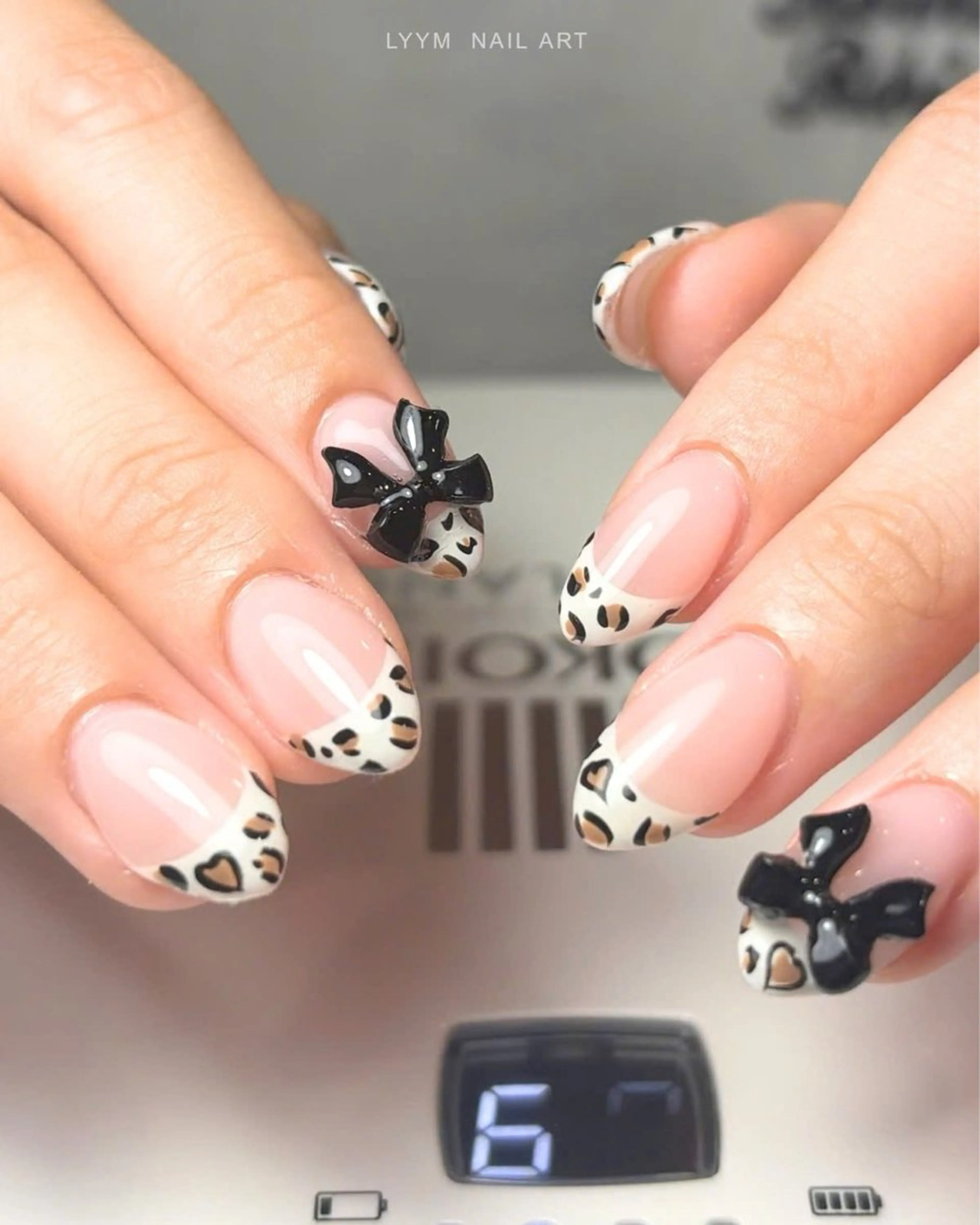 ネイル アニマル柄 フレンチネイル 韓国ネイル ロングネイル ピンク ハンドネイル LYYM Salonのネイルデザイン