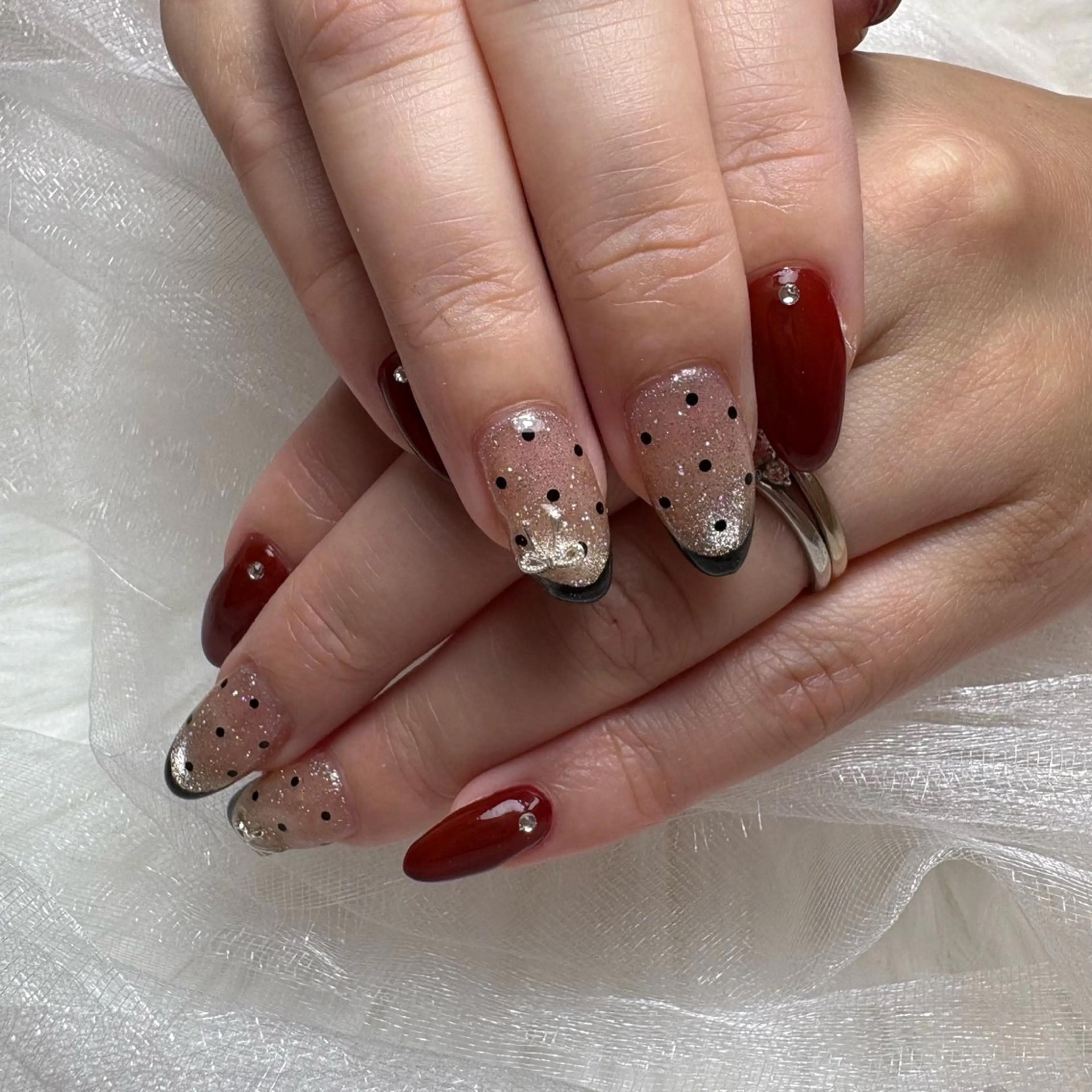 ネイル リボン ハンドネイル Lili beauty salon所属・Lilibeauty salonのネイルデザイン