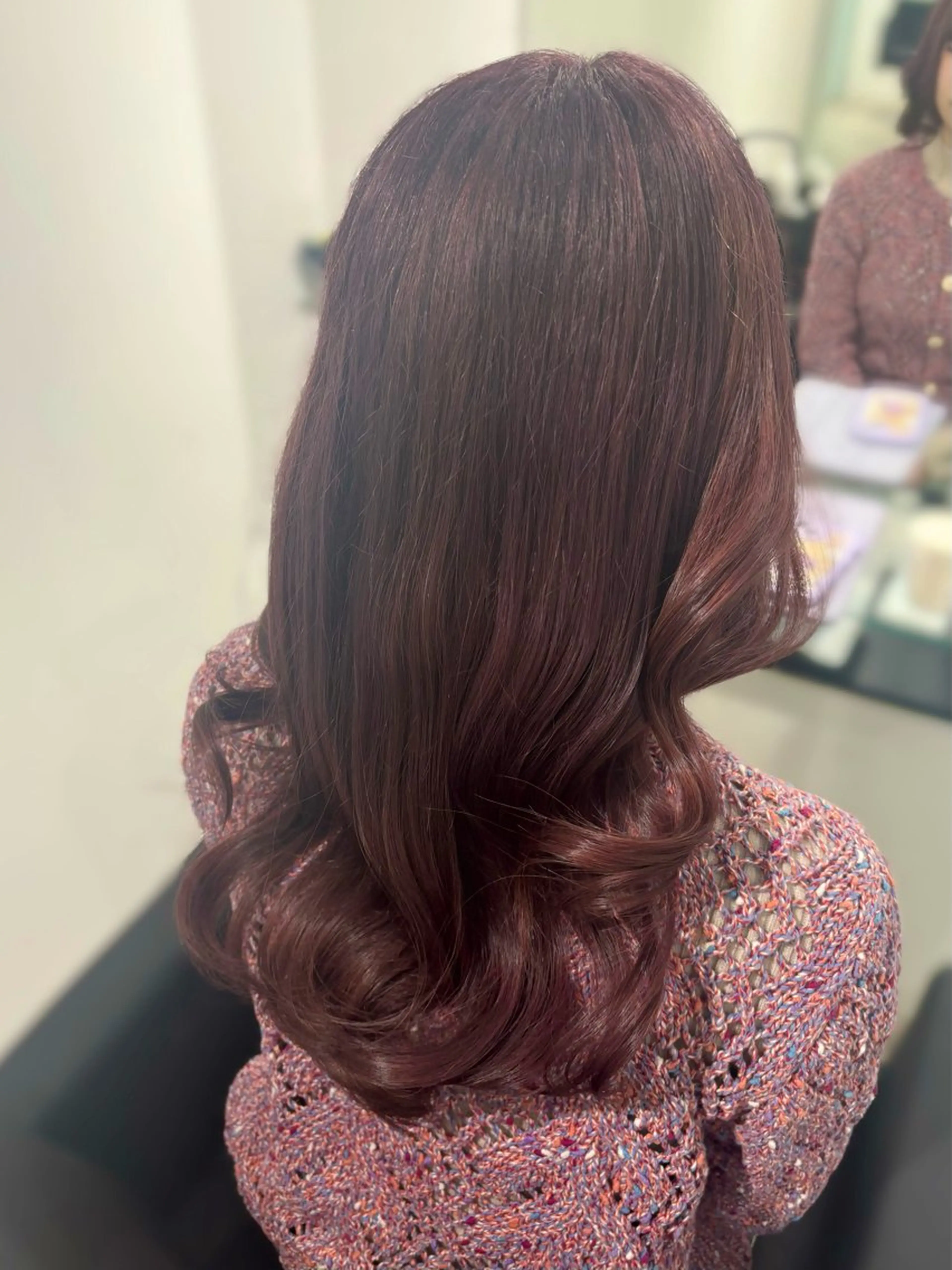 ロング ヘアアレンジ ヘアカラー ヘアセット Yuzu️🫧AO/ ハイトーン／韓国ヘアのヘアスタイル