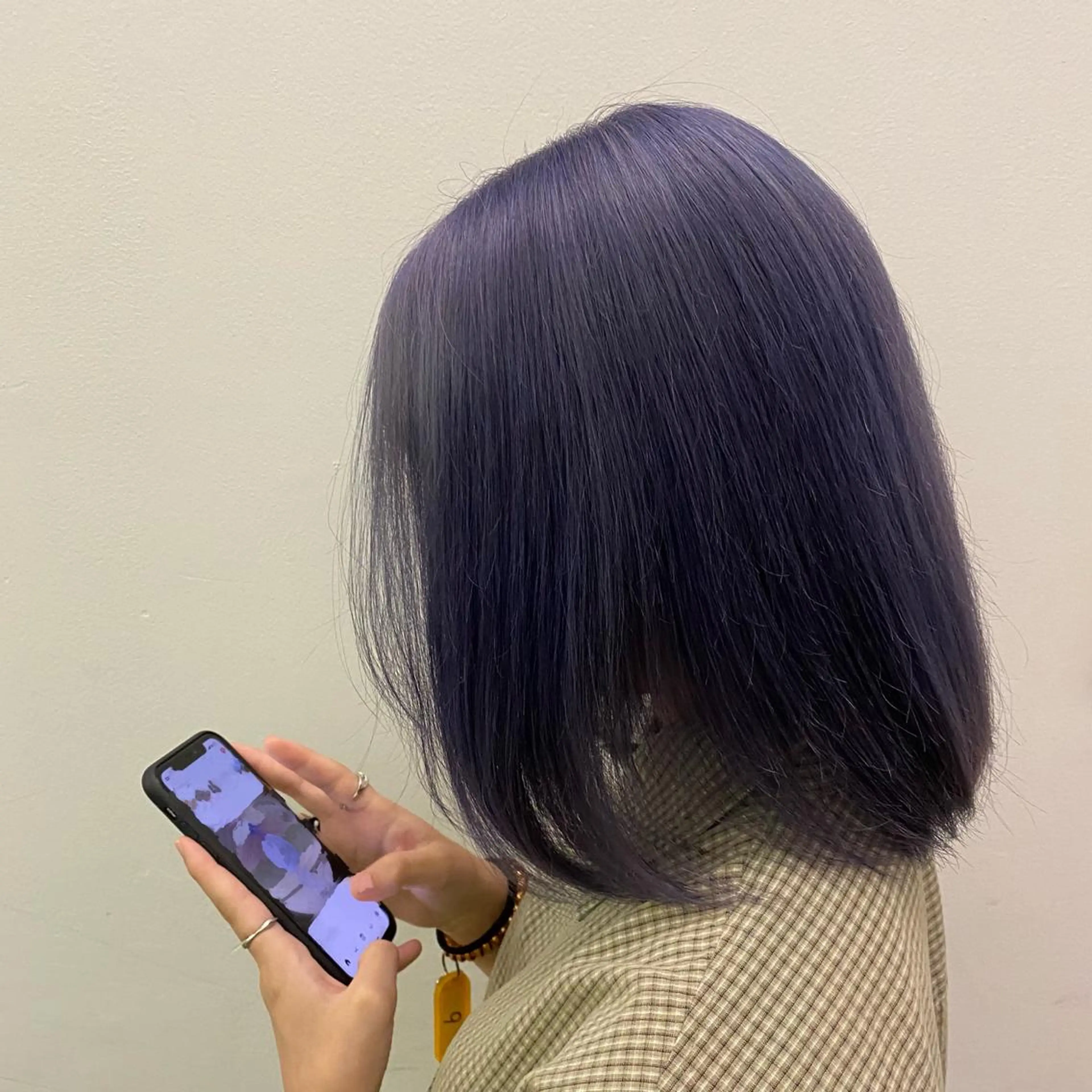 ミディアム カラー ブリーチ ブルーカラー ブルーラベンダー ラベンダーカラー 韓国ヘア・カラー 🩵SHIZUKUのヘアスタイル