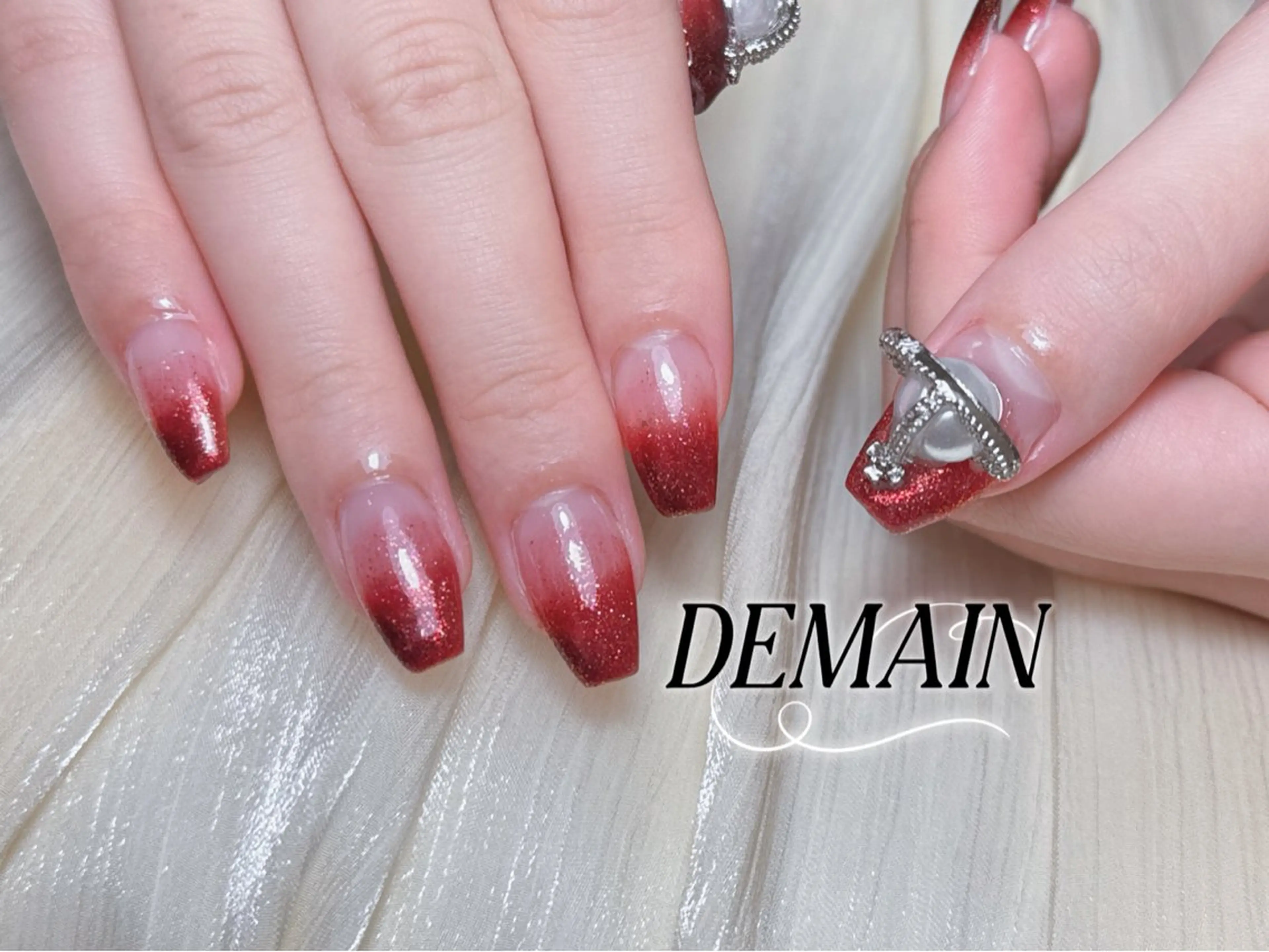 ネイル ハンドネイル ハンドケア DEMAIN- 🕊️のネイルデザイン